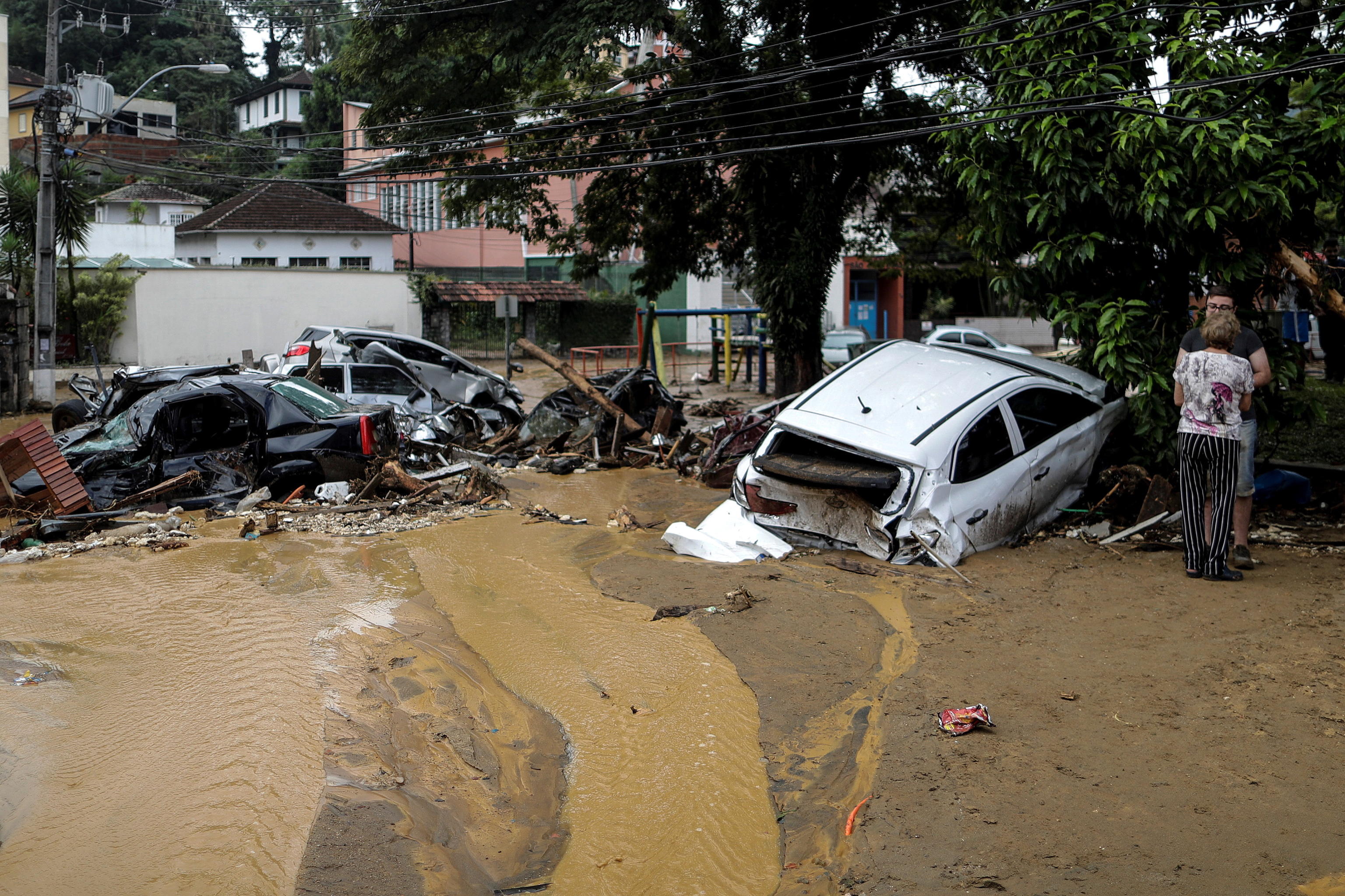 Brasile Oltre Morti Per La Devastazione Del Maltempo A Petropolis