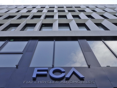 Fiat patteggia per le emissioni negli Usa: un accordo che costerà a Fca oltre 650 milioni foto 3