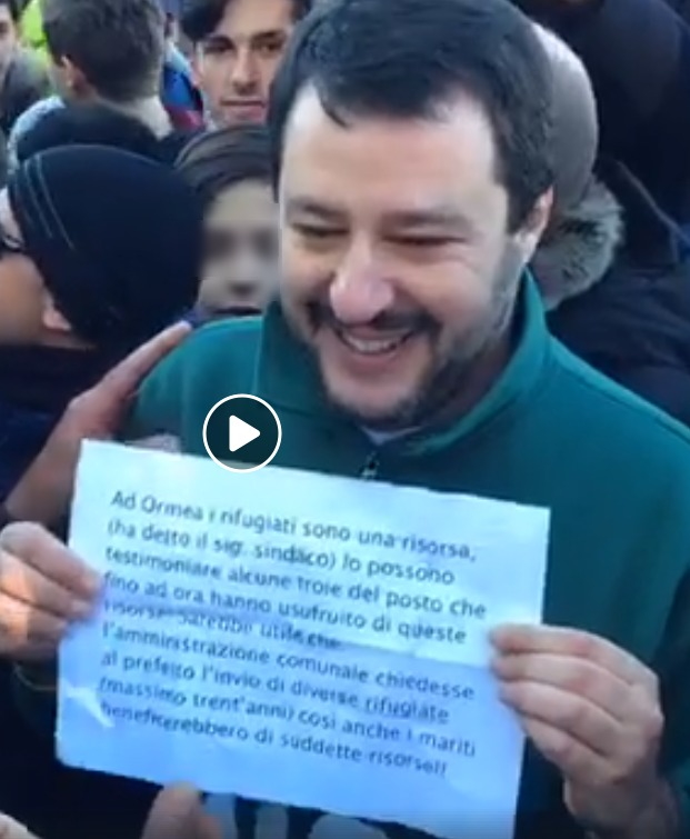 Salvini e il cartello che offende le donne di Ormea e i rifugiati foto 2