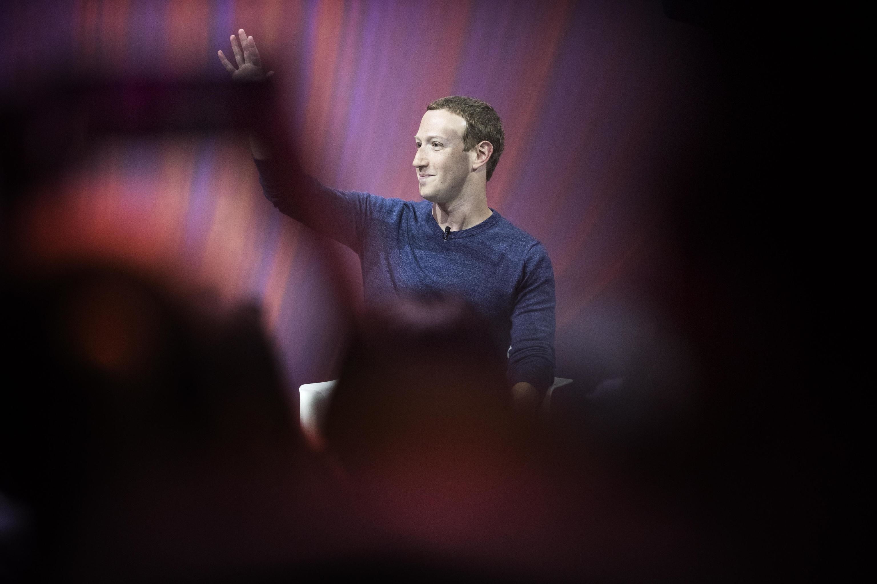 Zuckerberg vuole unire Instagram, Whatsapp e Messenger foto 1