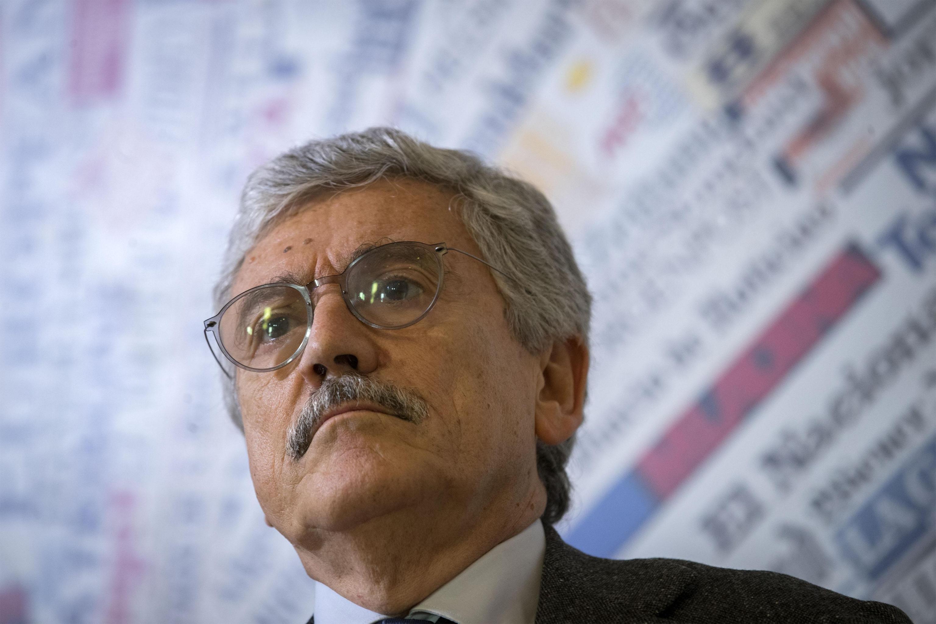 massimo d'alema pd m5s