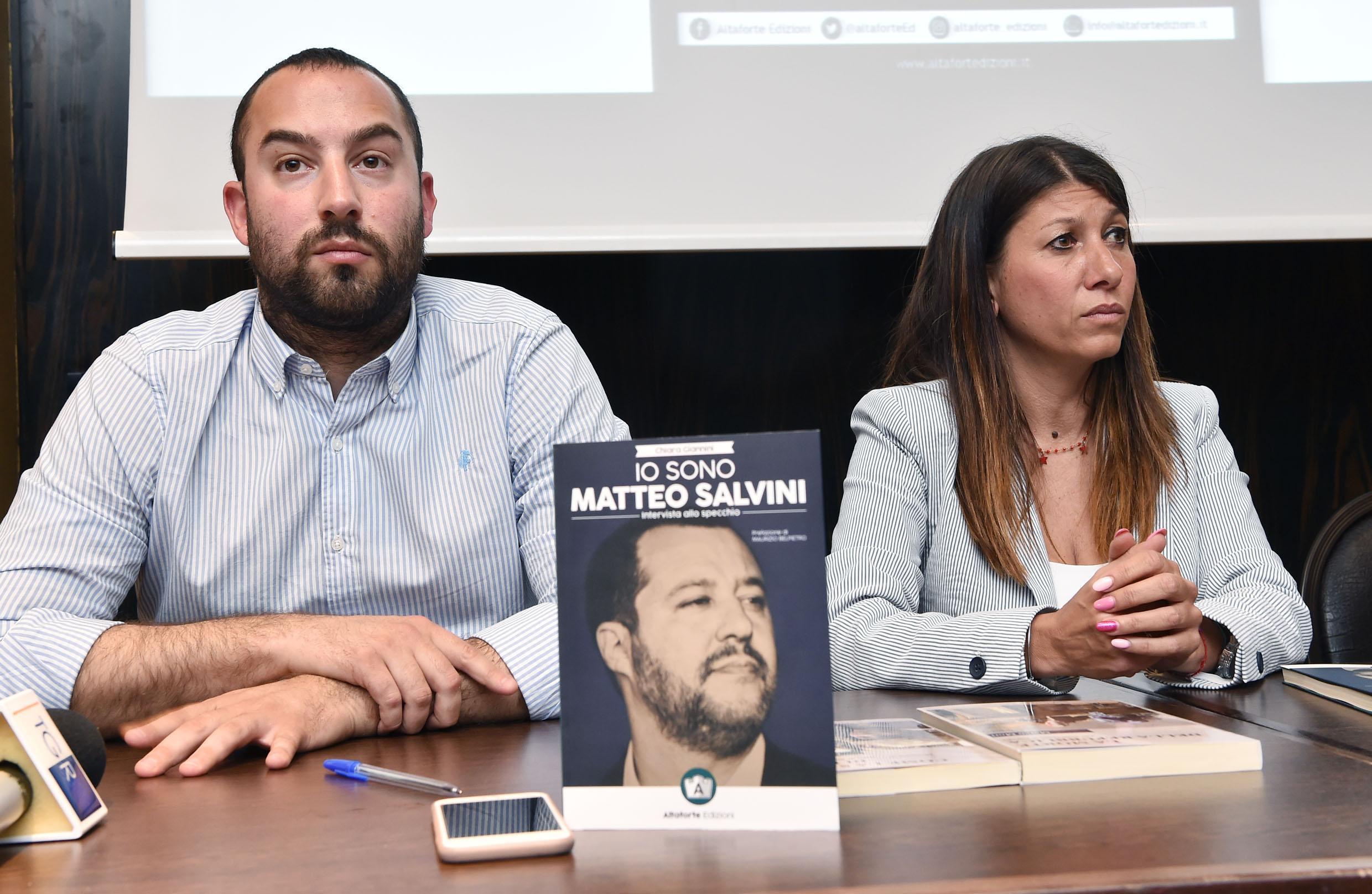 Le 10 frasi del libro “Io sono Matteo Salvini”