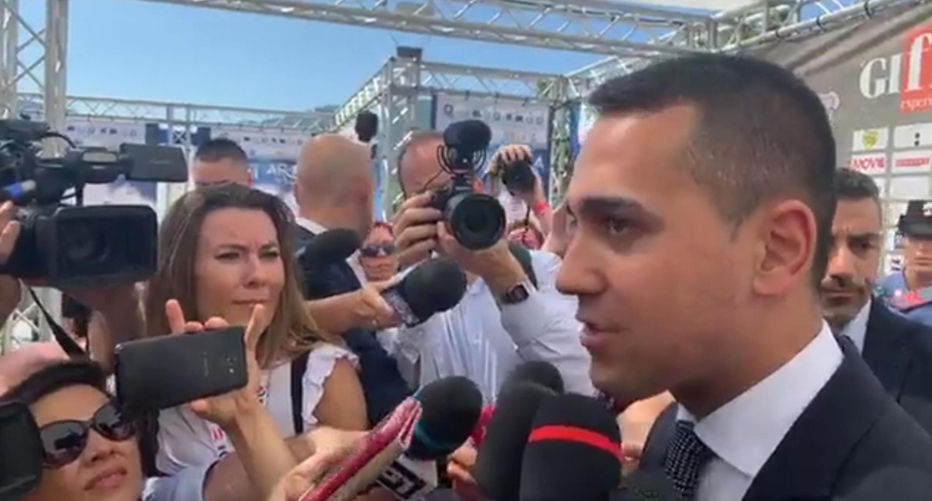 Un fermo immagine tratto da un video pubblicato sul profilo Facebook di Luigi Di Maio mostra le diichiarazioni alla stampa in diretta dal Giffoni Film Festival, 23 luglio 2019. 
+++ATTENZIONE LA FOTO NON PUO' ESSERE PUBBLICATA O RIPRODOTTA SENZA L'AUTORIZZAZIONE DELLA FONTE DI ORIGINE CUI SI RINVIA+++ HO - NO SALES EDITORIAL USE ONLY++
FACEBOOK LUIGI DI MAIO
