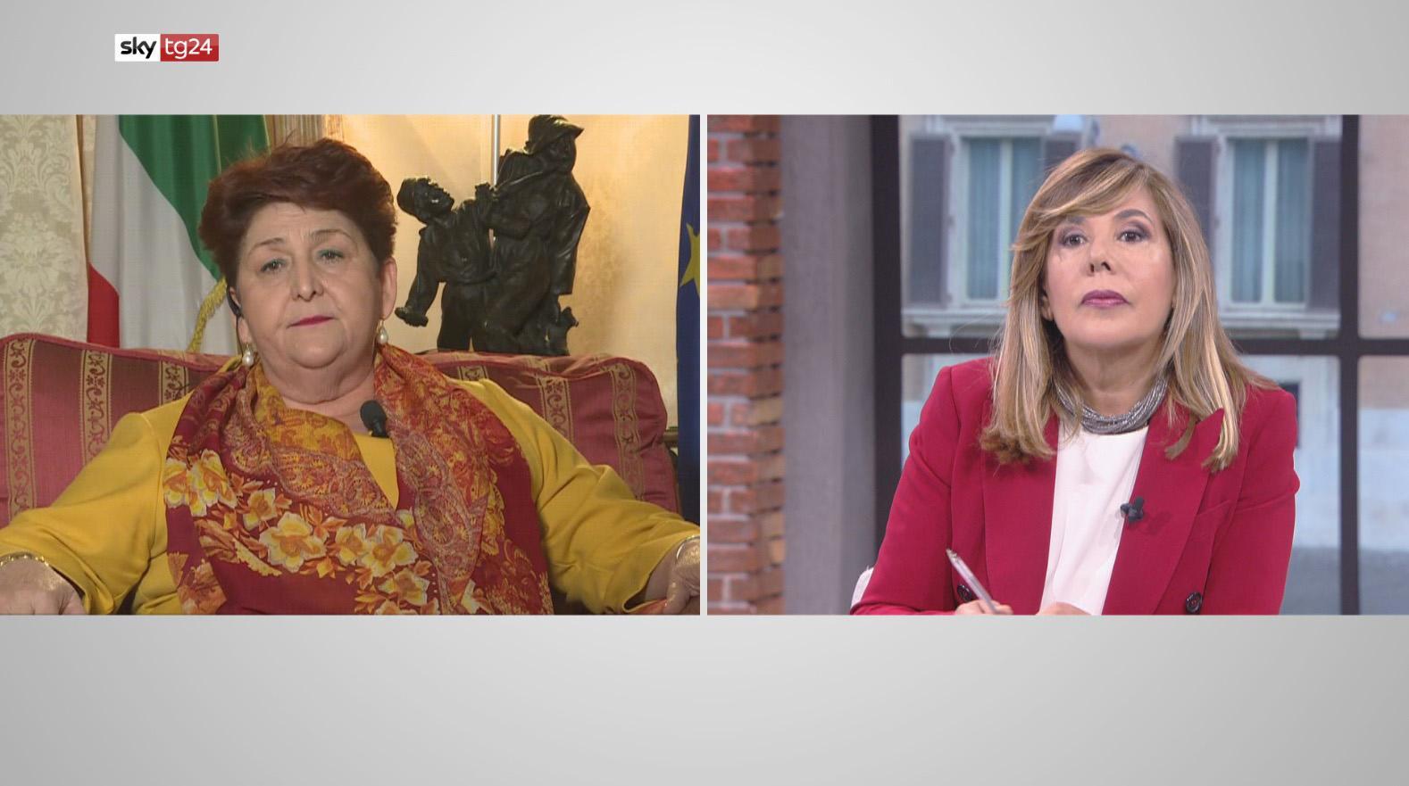 Il ministro dell'Agricoltura, Teresa Bellanova, intervistata da Maria Latella su Skytg24, 16 novembre 2019.
ANSA/ UFFICIO STAMPA SKY
+++ ANSA PROVIDES ACCESS TO THIS HANDOUT PHOTO TO BE USED SOLELY TO ILLUSTRATE NEWS REPORTING OR COMMENTARY ON THE FACTS OR EVENTS DEPICTED IN THIS IMAGE; NO ARCHIVING; NO TV; NO LICENSING +++