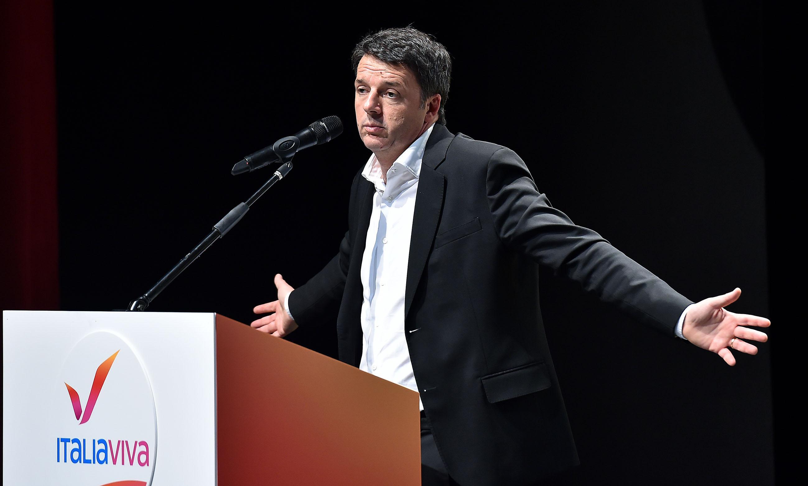 Renzi: dal 15 giugno la raccolta firme per il referendum sull’abolizione del reddito di cittadinanza