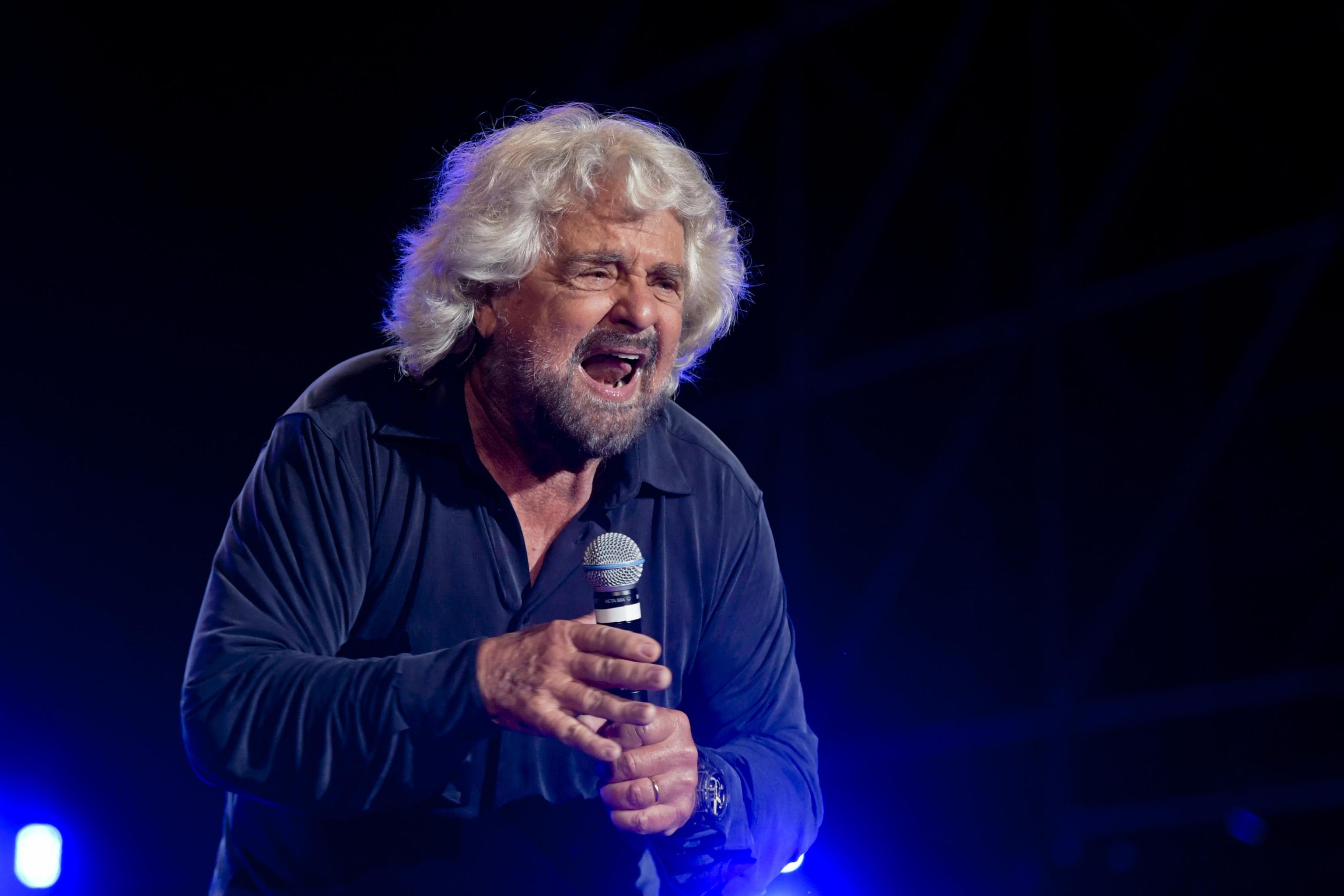 Beppe Grillo Contro Giorgia Meloni In Otto Mesi Si è Rimangiata Tutte Le Promesse Open 8158