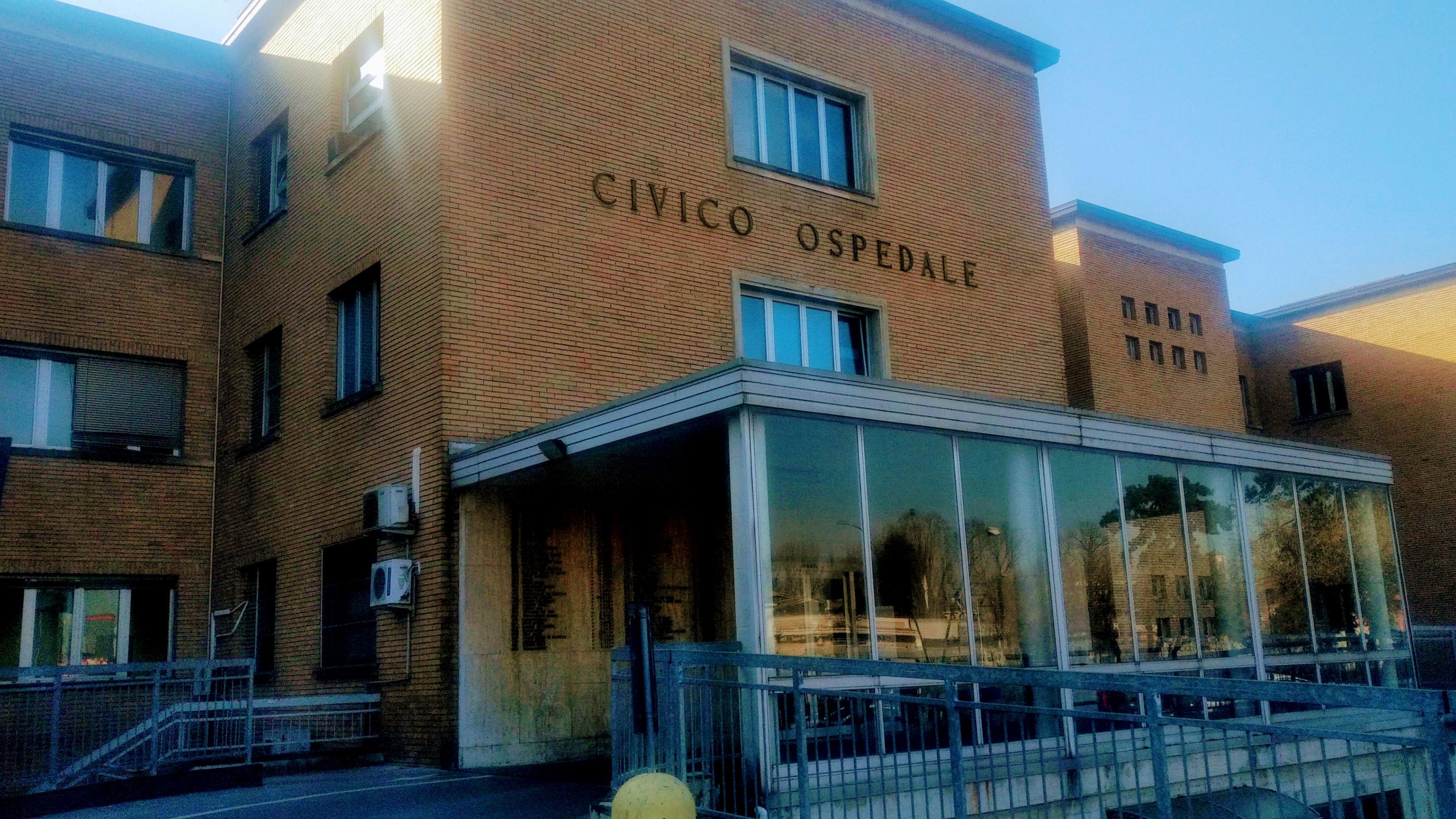 L'esterno dell' ospedale di Codogno dove è  ricoverato un uomo che avrebbe contratto il coronavirus a Codogno, Lodi, 21 febbraio 2020.
ANSA/Flavia Mazza