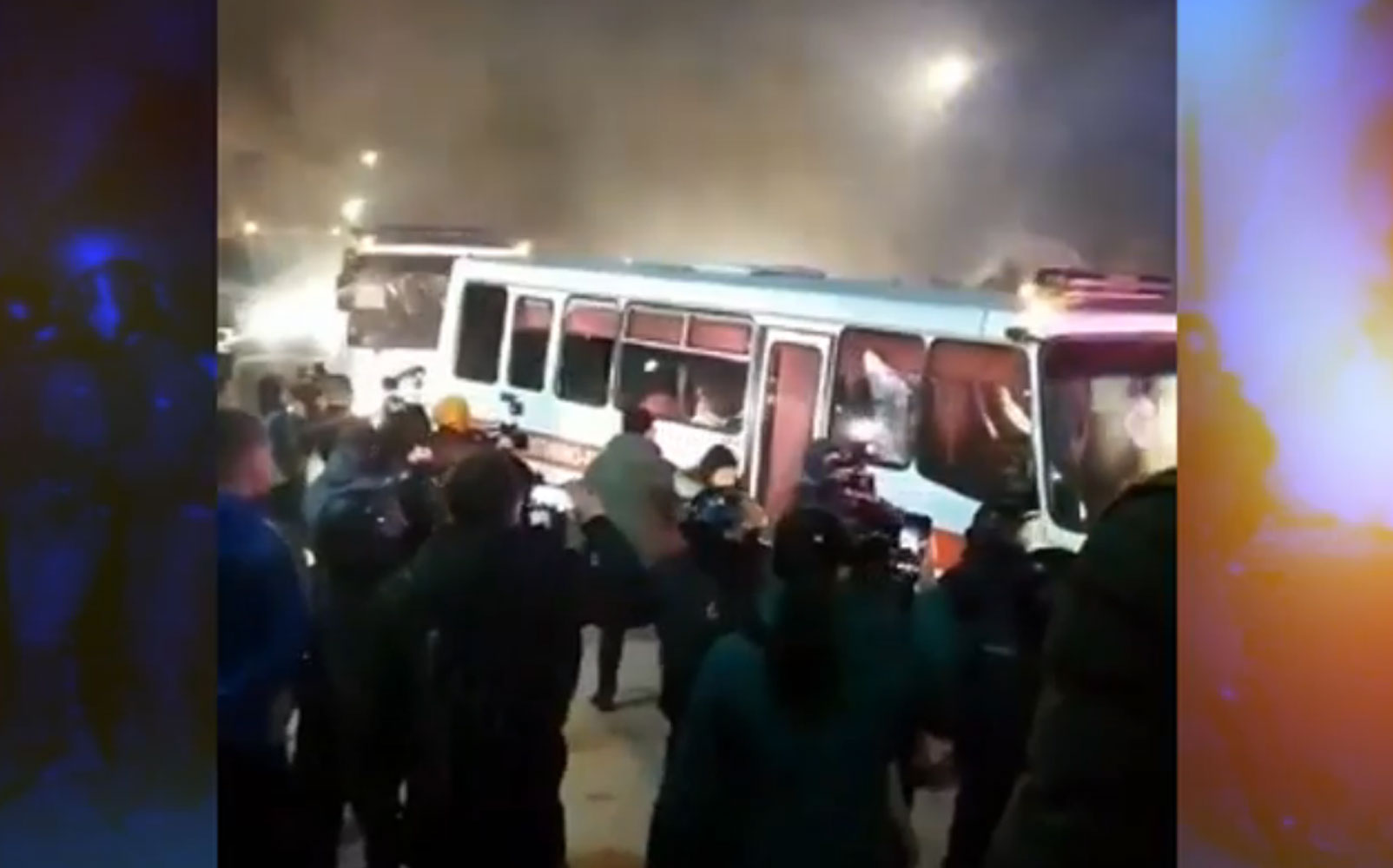 Coronavirus. Psicosi Ucraina, blocchi e sassi lanciati contro gli autobus dei connazionali tornati dalla Cina – Il video