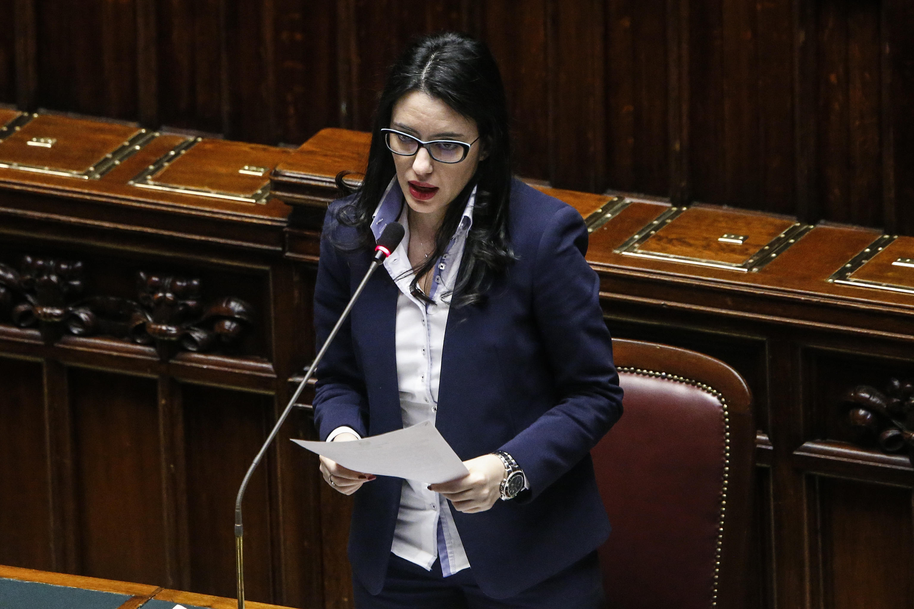 Lucia Azzolina, ministro dell'istruzione, nell'aula della Camera dei Deputati in occasione del question time sull'emergenza coronavirus, Roma 25 marzo 2020. ANSA / FABIO FRUSTACI