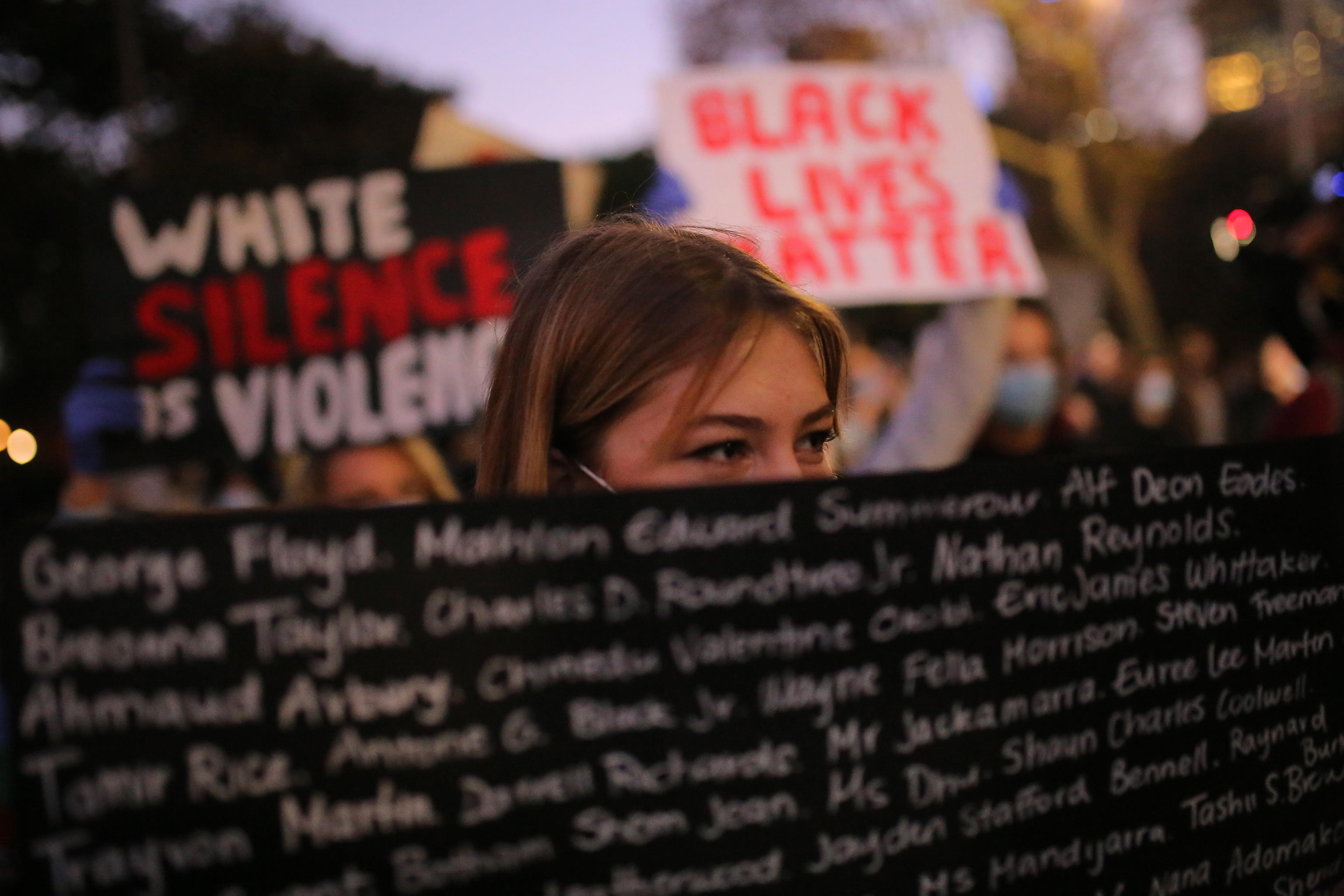 epa08459816 Protesters march during a Black Lives Matter protest following the deadly arrest of George Floyd in Minneapolis, in Sydney, Australia, 02 June 2020. A bystander's video posted online on 25 May, appeared to show George Floyd, 46, pleading with arresting officers that he couldn't breathe as an officer knelt on his neck in Minneapolis, Minnesota, USA. The unarmed black man later died in police custody.  EPA/STEVAN SAPHORE AUSTRALIA AND NEW ZEALAND OUT