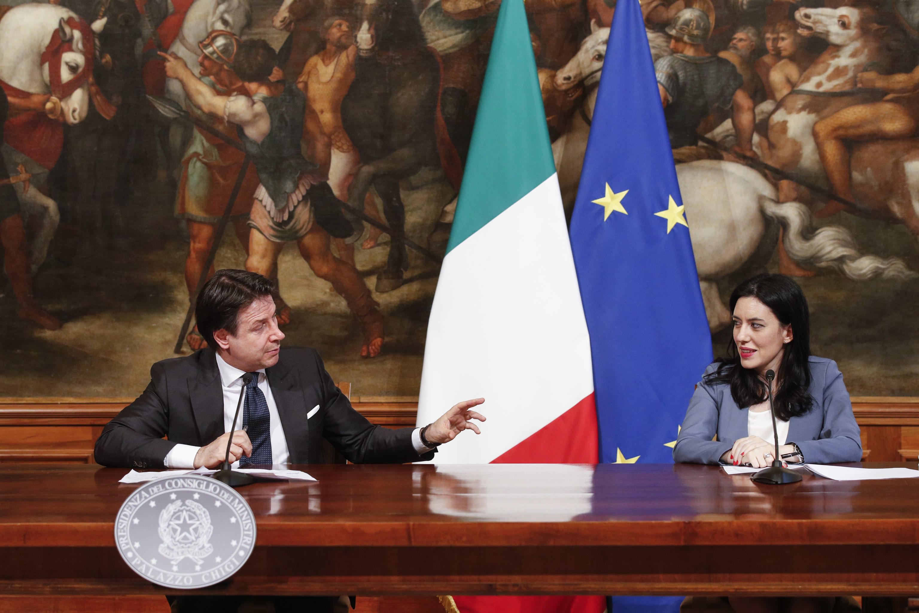 Italian Premier, Giuseppe Conte (L), and the Minister of Education, Lucia Azzolina, during a press conference at Chigi Palace, Rome, 26 June 2020. "The recovery plan will become the polar star of Government action from now until the end of the legislature. It is unthinkable that the plan does not involve the school and on this there is the sensitivity of all political forces, not only the dedication of the Minister of Education, Lucia Azzolina. We want a school where there are educational and modern courses, with safer structures", Conte said.  ANSA/GIUSEPPE LAMI