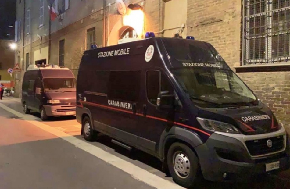 Nuova inchiesta sulla “caserma degli orrori” di Piacenza: 24 indagati