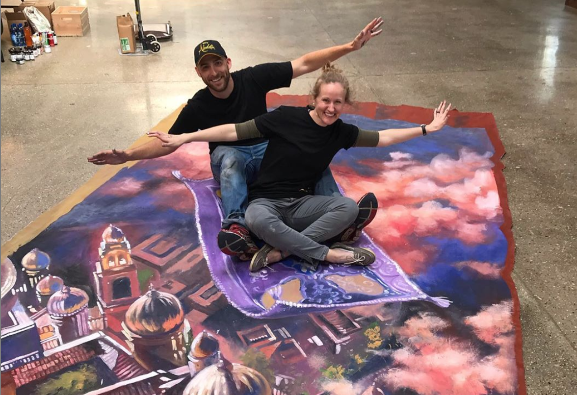 Le incredibili illusioni di Nate Baranowski, lo street artist di Chicago che gioca con la prospettiva – Video