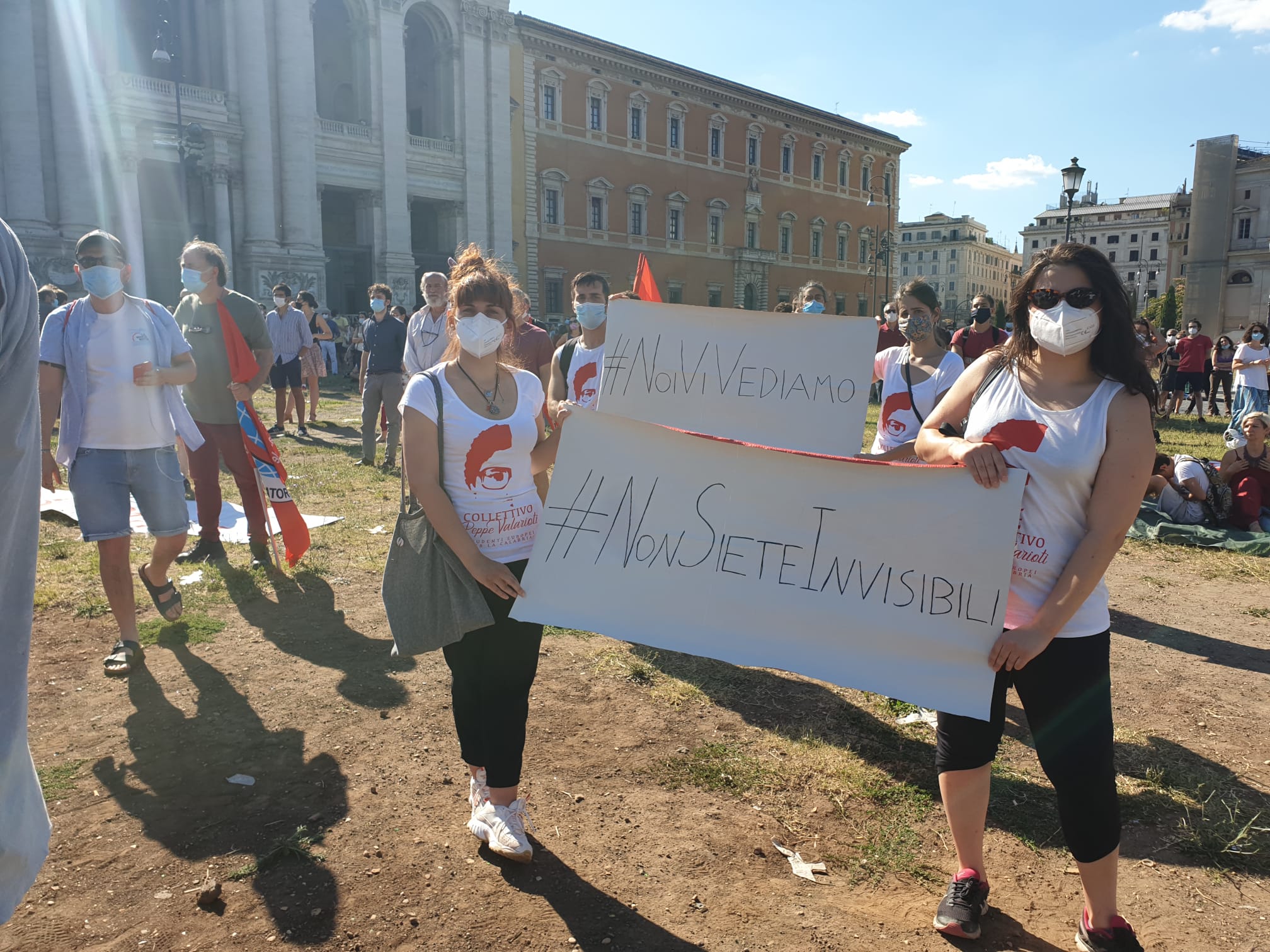 Stati popolari, l’urlo rap di Kento: «La pandemia ha reso invisibili anche noi che abbiamo palco e microfono» – Il video