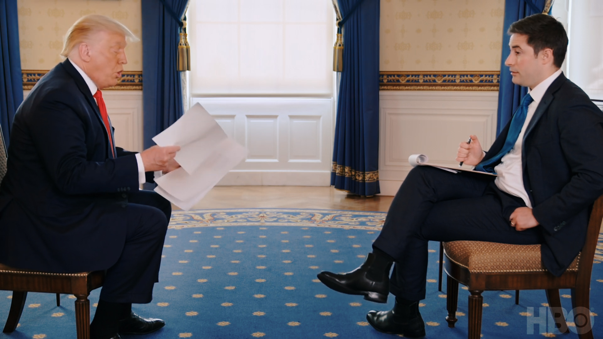 Il curioso rapporto tra Trump e la statistica. Come il Presidente ha spiegato il Coronavirus – Il video
