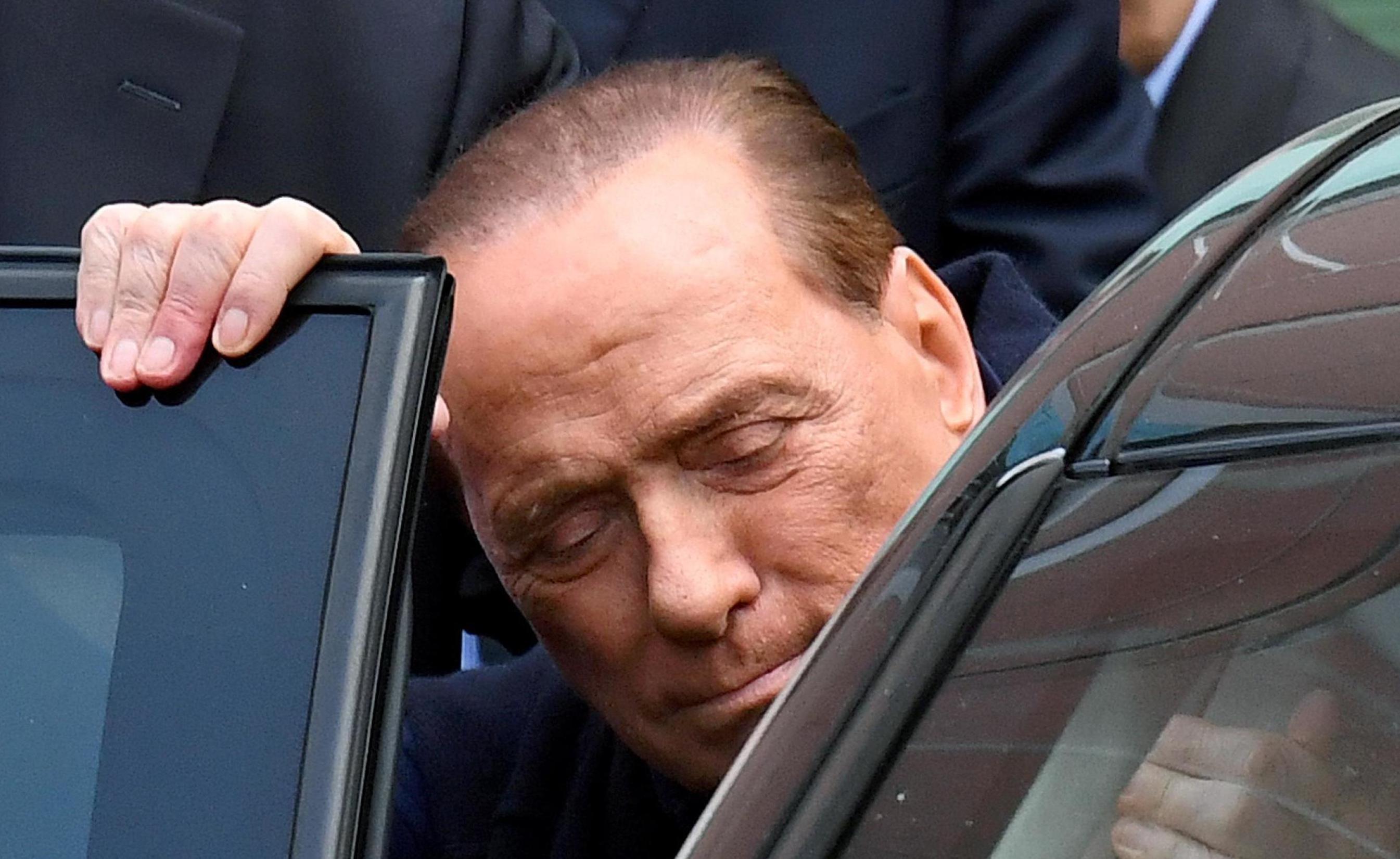 Berlusconi ricoverato al San Raffaele: in ospedale per controlli dopo dolori