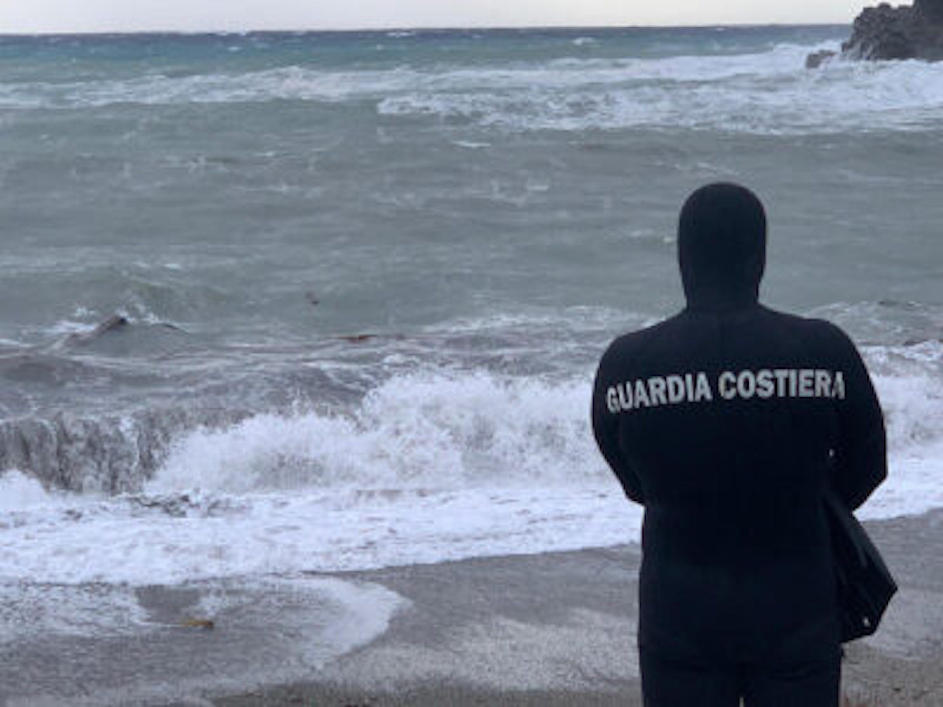 L’audio di uno dei ragazzi salvati a Milazzo. Ringrazia Dio, ma non una parola per Visalli – Il video