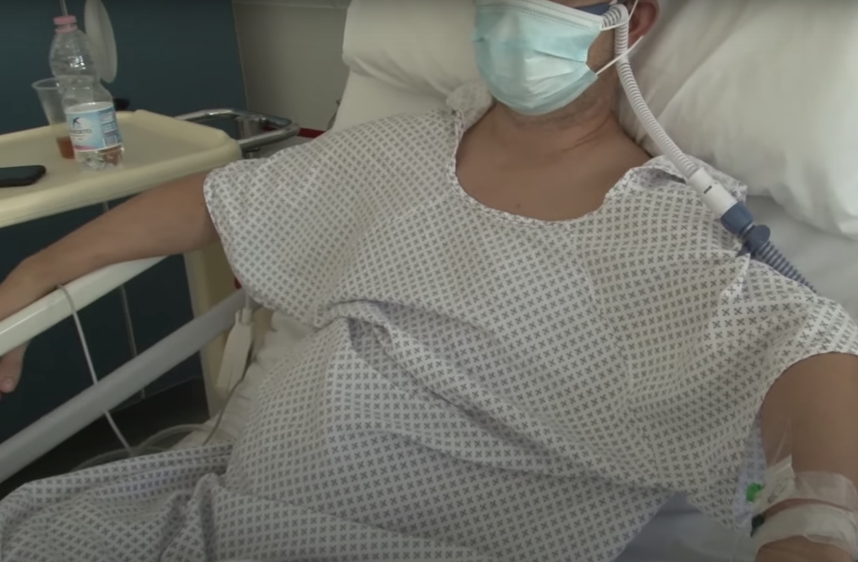 Coronavirus, l&rsquo;ospedale di Treviso replica ai negazionisti mostrando i reparti pieni di terapia intensiva &ndash; Il video
