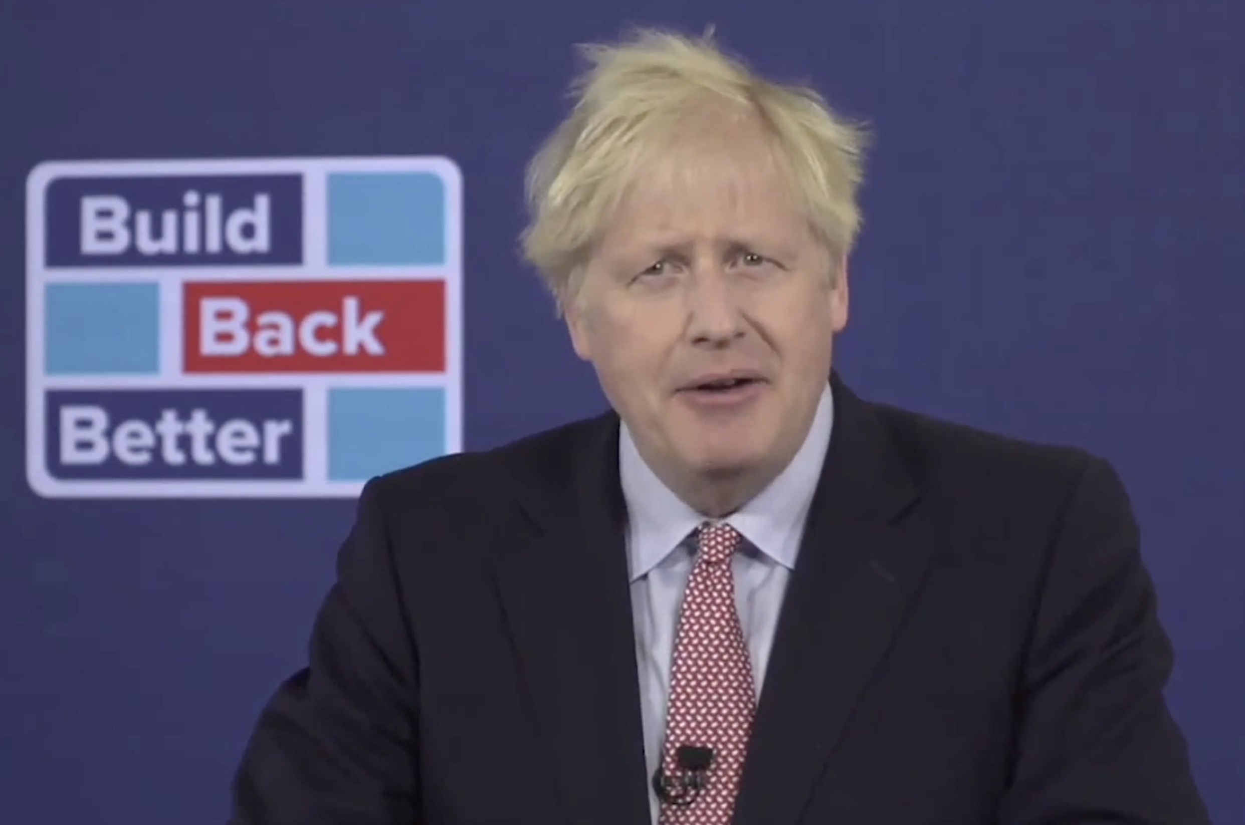 Coronavirus, Johnson sbotta con tono patriottico: &laquo;Lo sconfiggeremo come ogni altro nostro invasore&raquo; &ndash; Il video