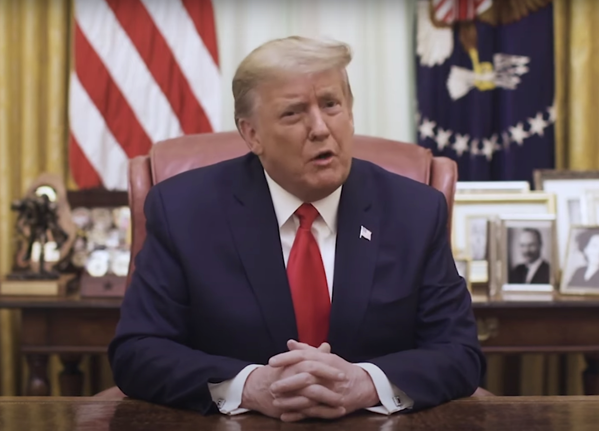 Dopo l&rsquo;impeachment Trump condanna &laquo;il vandalismo e la violenza politica&raquo;. Escamotage prima del voto del Senato? &ndash; Il video