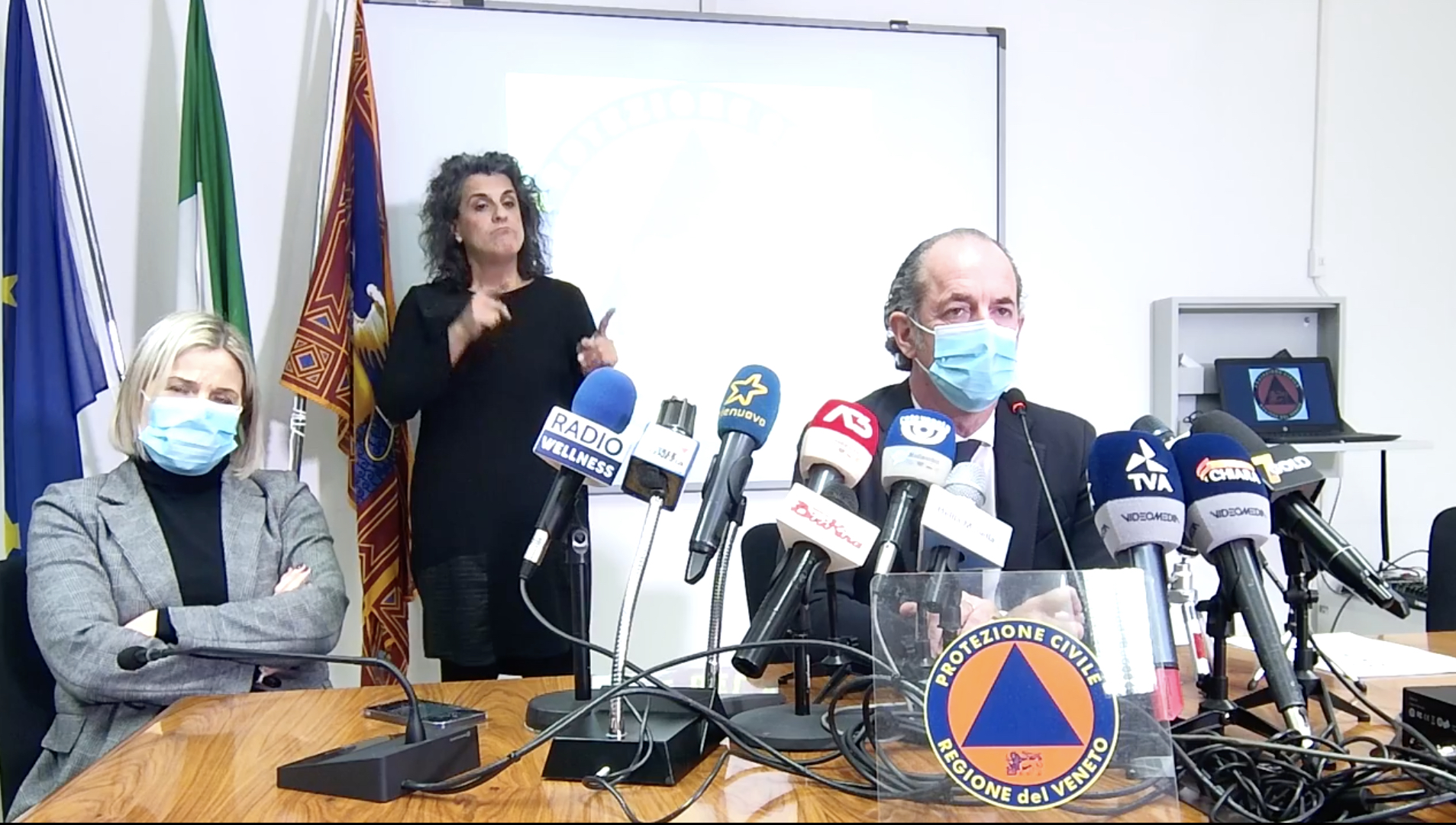 Coronavirus, in Veneto 1.003 nuovi positivi e 108 decessi. Zaia: «Sulla scuola il Tar ci ha dato ragione, tanti vogliono restare in Dad» – Il video