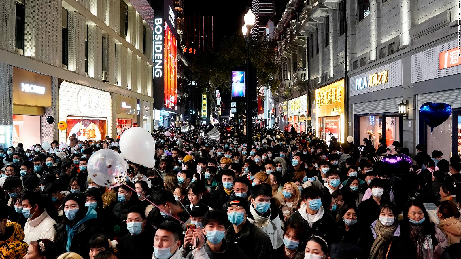 A Wuhan riparte la vita dopo il Coronavirus, al via i festeggiamenti per il Capodanno cinese – Il video