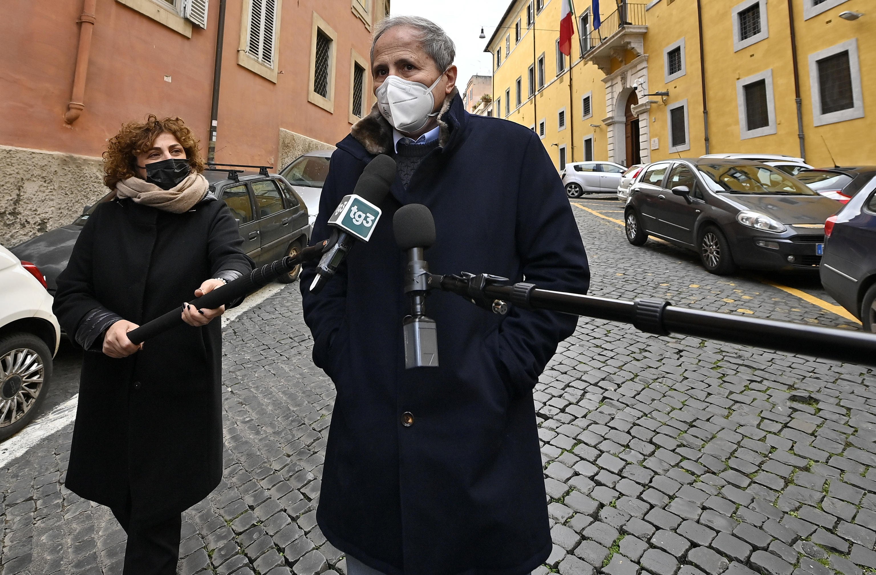 crisanti protezione vaccini obbligo vaccinale