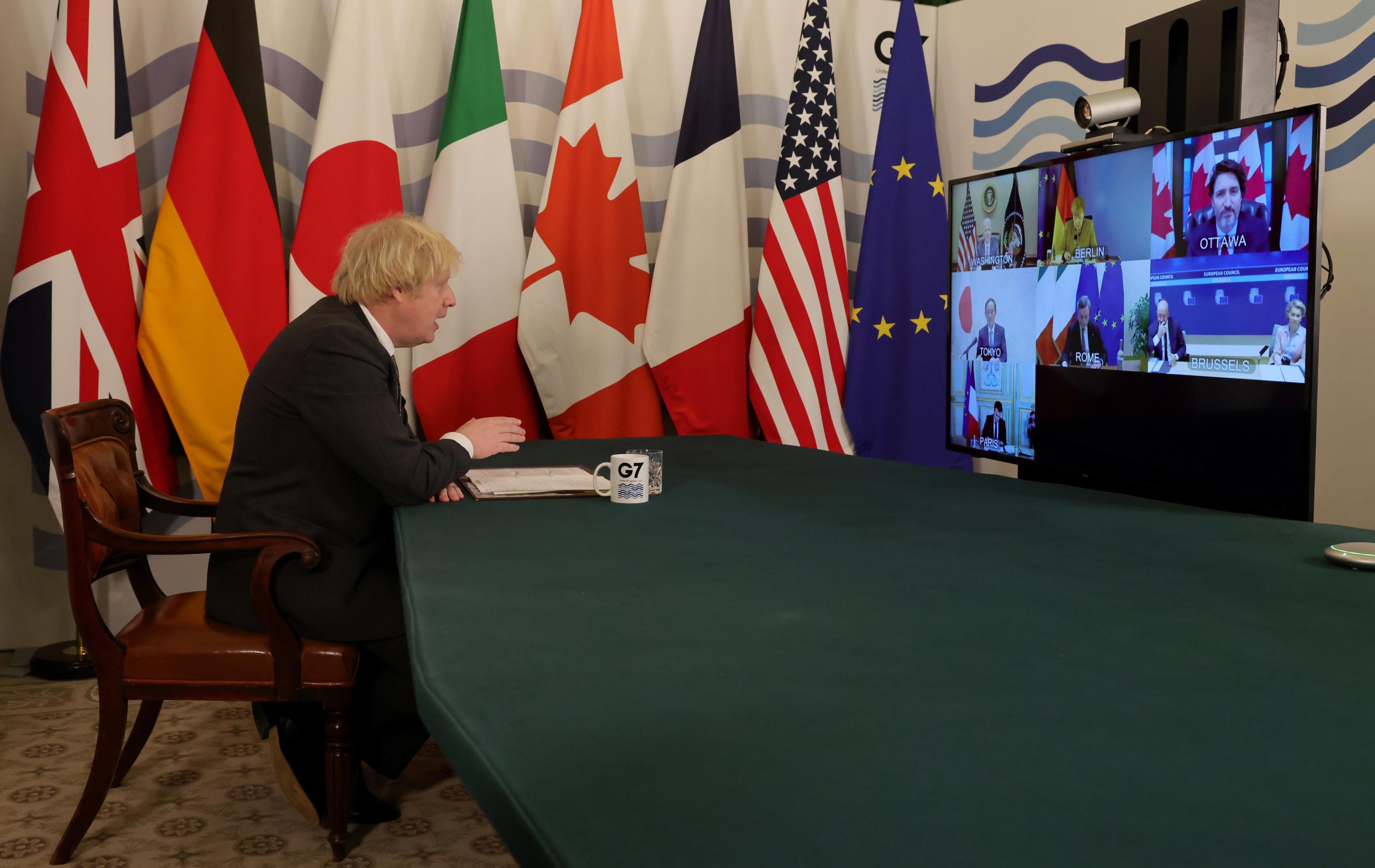 Foto del premier britannico Boris Johnson presa dal profilo Twitter G7UK. Si è aperto con un appello di Johnson ad "avanzare insieme nell'interesse di tutti" sulla strada della cooperazione sui vaccini anti Covid e nella promozione di un nuovo piano per una loro più rapida distribuzione e un maggiore sostegno finanziario anche ai Paesi più poveri il vertice in video-collegamento del G7 convocato sul tema vaccinazioni e pandemia dal premier Tory britannico in veste di presidente di turno. Il vertice vede Mario Draghi al suo esordio internazionale in veste di capo del governo italiano e Joe Biden a uno dei suoi primi appuntamenti di politica estera dopo l'elezione a presidente degli Usa.PROFILO TWITTER G7UK +++ATTENZIONE LA FOTO NON PUO' ESSERE PUBBLICATA O RIPRODOTTA SENZA L'AUTORIZZAZIONE DELLA FONTE DI ORIGINE CUI SI RINVIA+++  ++HO  NO SALES EDITORIAL USE ONLY++