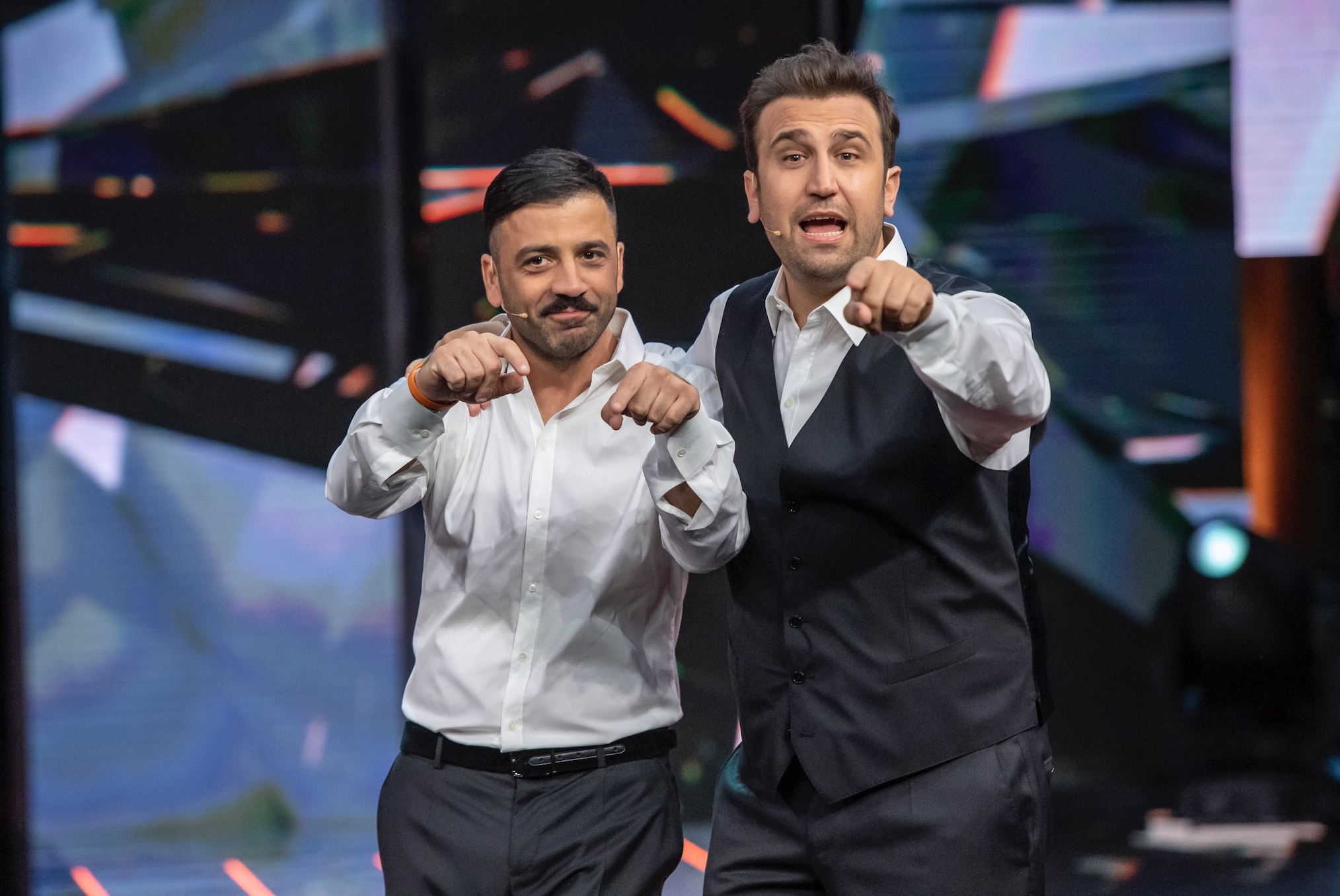 La rissa tra Pio & Amedeo e Fedez sulla censura in Rai: «Domani dirò “ne**o” e f**cio a tutti» – Il video