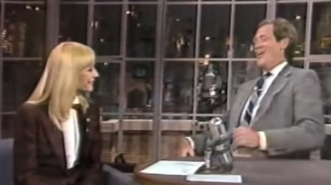 Raffaella Carrà, il successo negli Stati Uniti: quella volta in cui andò da David Letterman – Il video