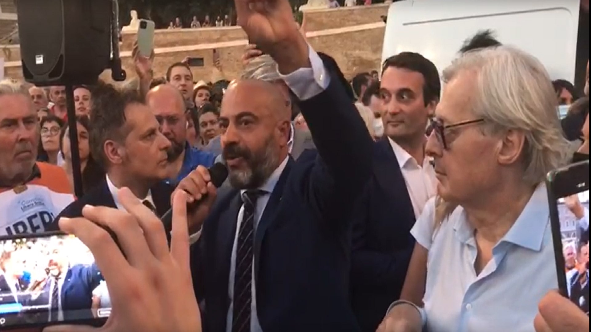 No Green pass, Paragone: «Ho denunciato Burioni. Cacciari ha messo la faccia sulla nostra battaglia» – Il video
