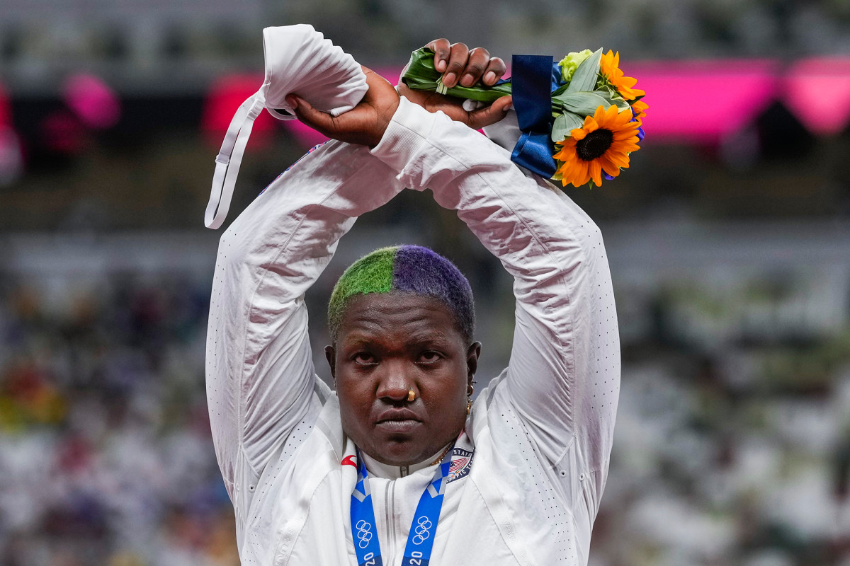 raven saunders olimpiadi tokyo 2020