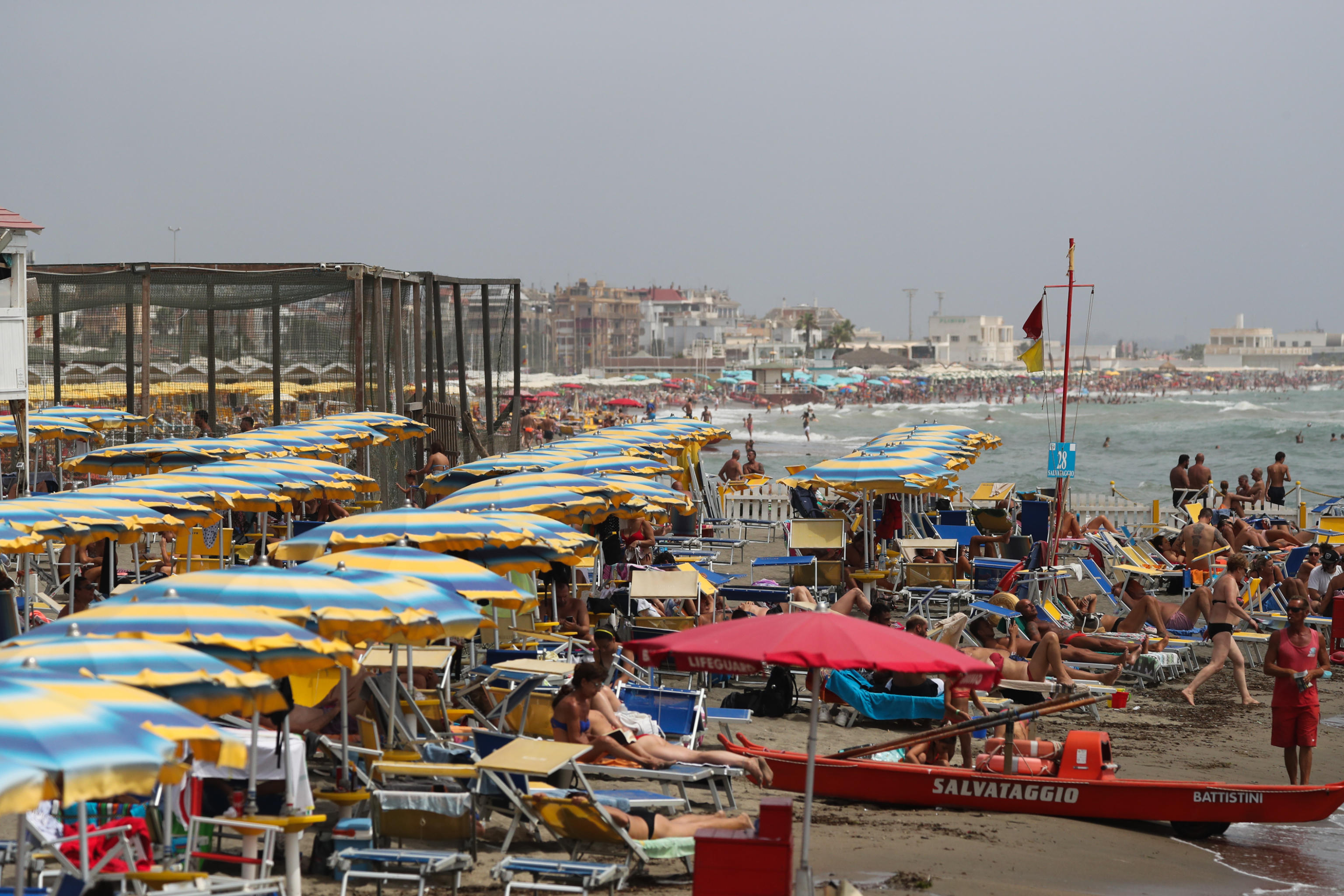 Ferragosto in zona bianca: prima zone gialle dal 23 agosto