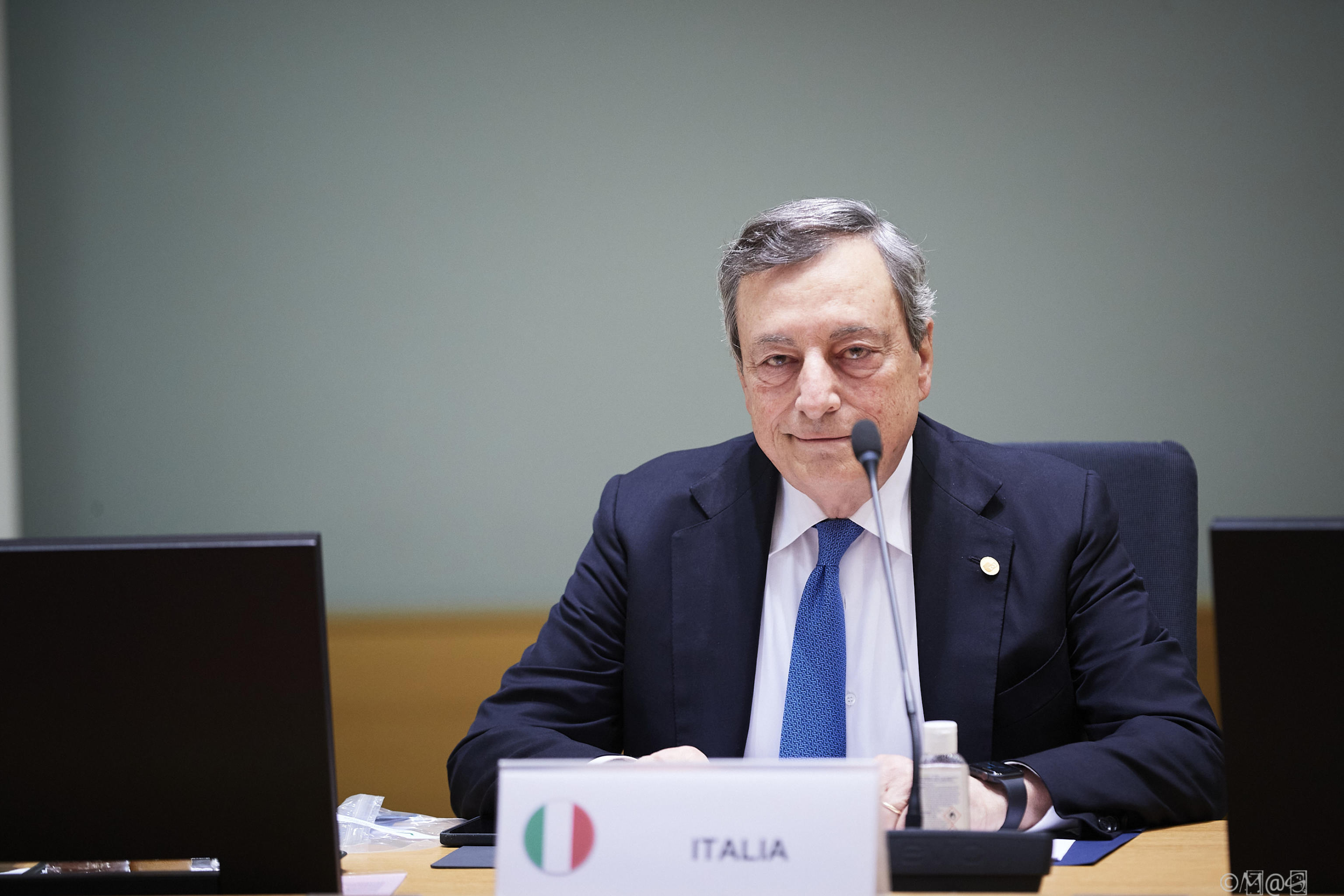 Il Presidente del Consiglio Mario Draghi in occasione dei lavori del Consiglio Ue, Bruxelles, 22 ottobre 2021. ANSA/ UFFICIO STAMPA GOVERNO - FILIPPO ATTILI ++HO - NO SALES EDITORIAL USE ONLY++