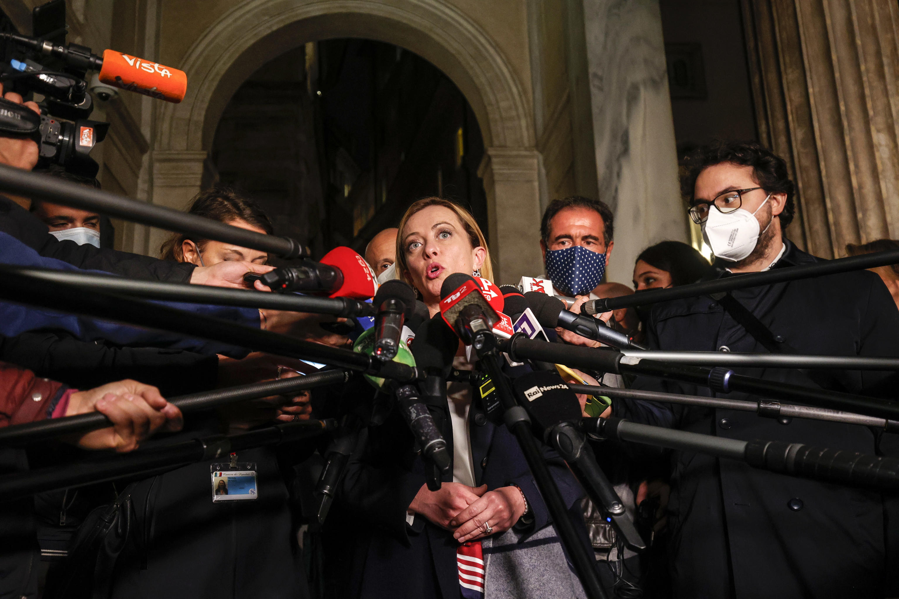 Il presidente di Fratelli d'Italia, Giorgia Meloni, al termine dell'incontro con il presidente del Consiglio Mario Draghi a Palazzo Chigi, Roma, 03 novembre 2021. 
ANSA/GIUSEPPE LAMI