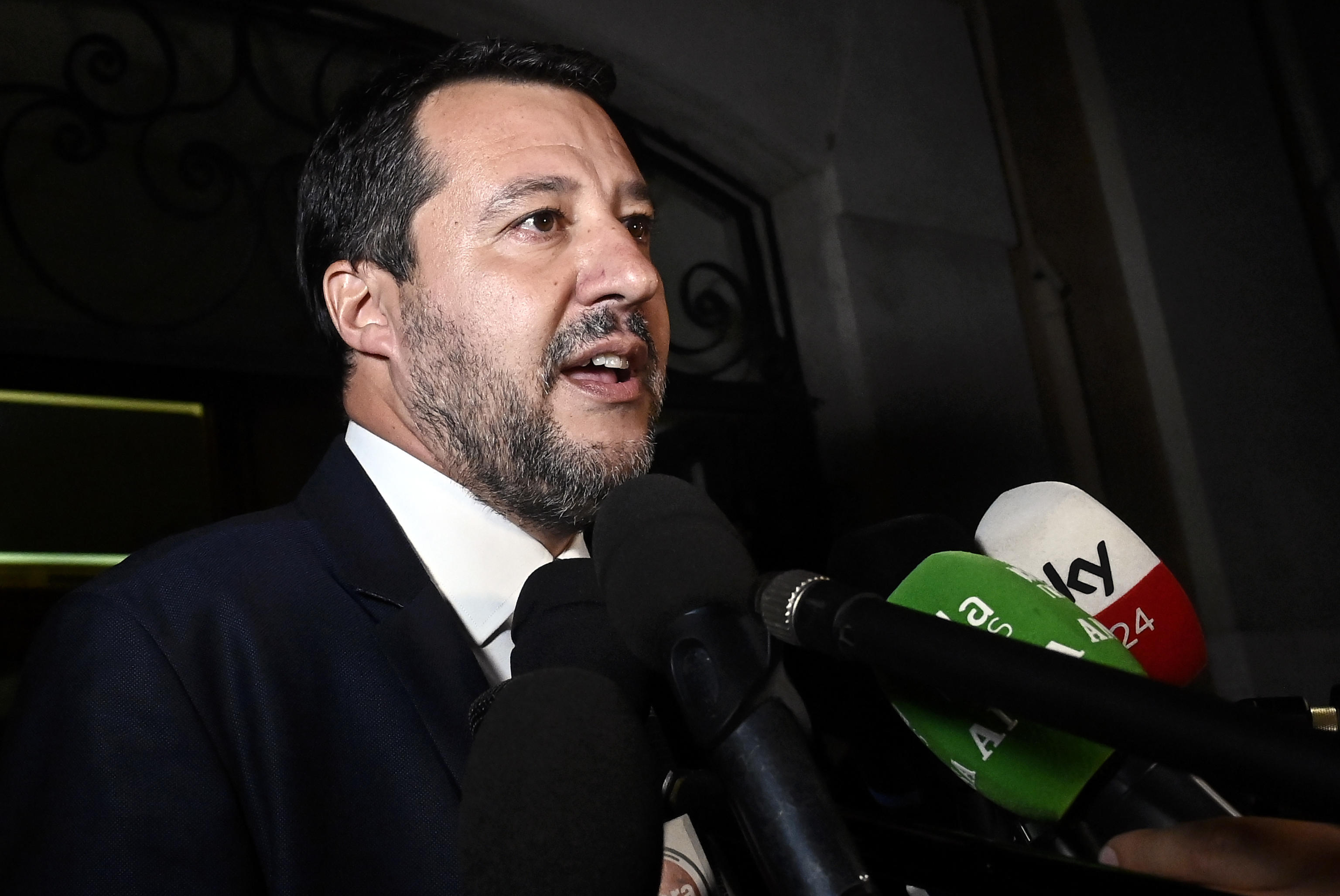 Quirinale, Salvini insiste: «Voglio una presidente donna». Letta: «È durissima». Lega verso l’astensione
