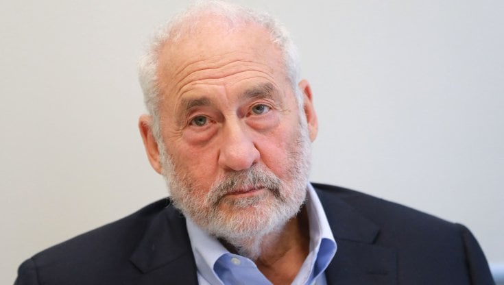 Il Nobel Stiglitz: «Nessuna trattativa con Putin. E gli Usa non c’entrano nulla con la guerra»