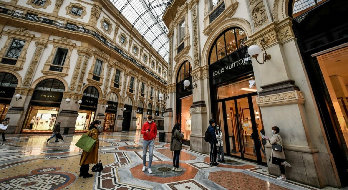 Lazio, Lombardia e Veneto: le tre regioni a rischio zona gialla a Natale Lazio, Lombardia e Veneto: le tre regioni a rischio zona gialla a Natale