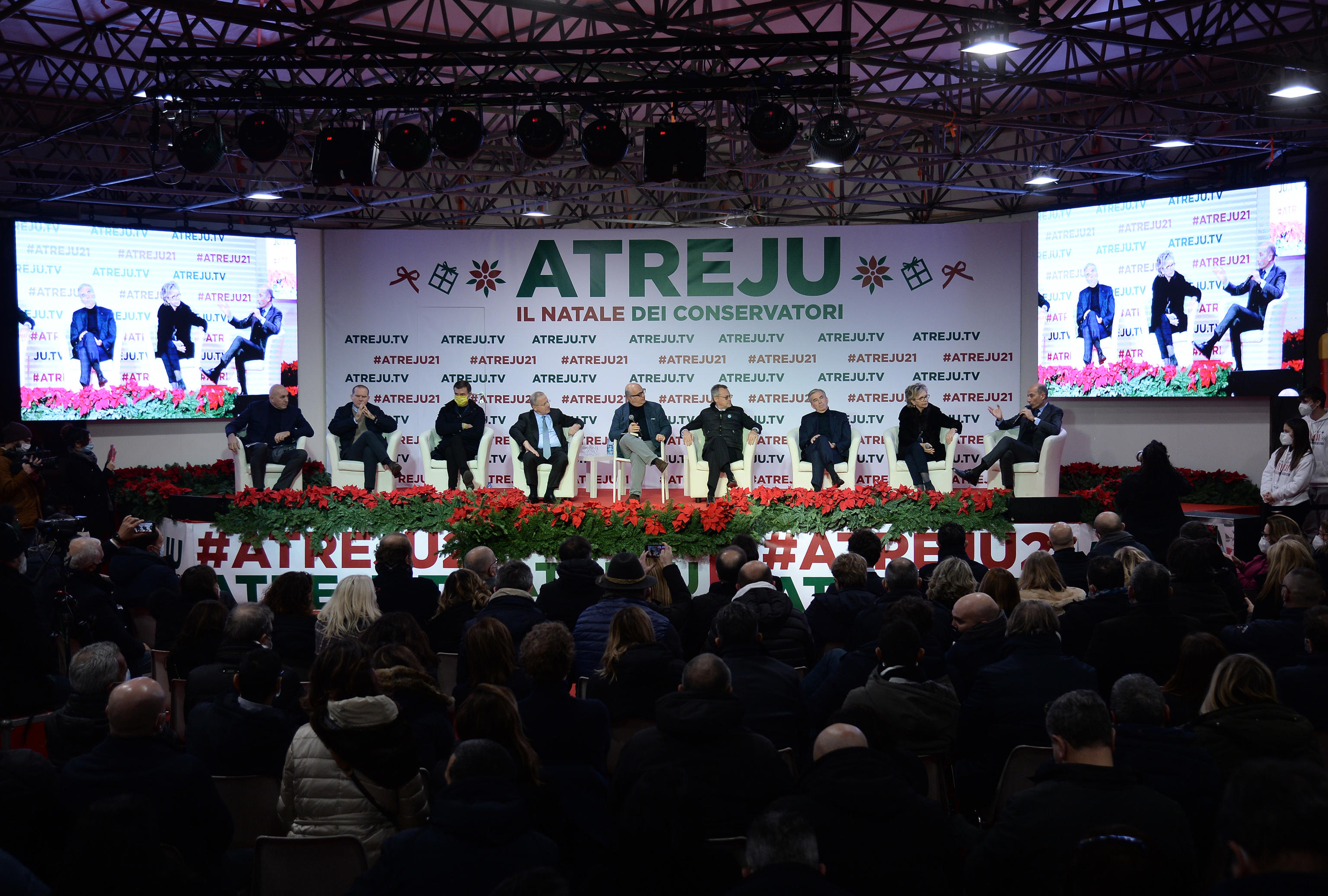 Il dibattito sulla manovra economica alla sesta giornata di Atreju 21.
Roma, 11 dicembre 2021.    
ANSA/FABIO CIMAGLIA