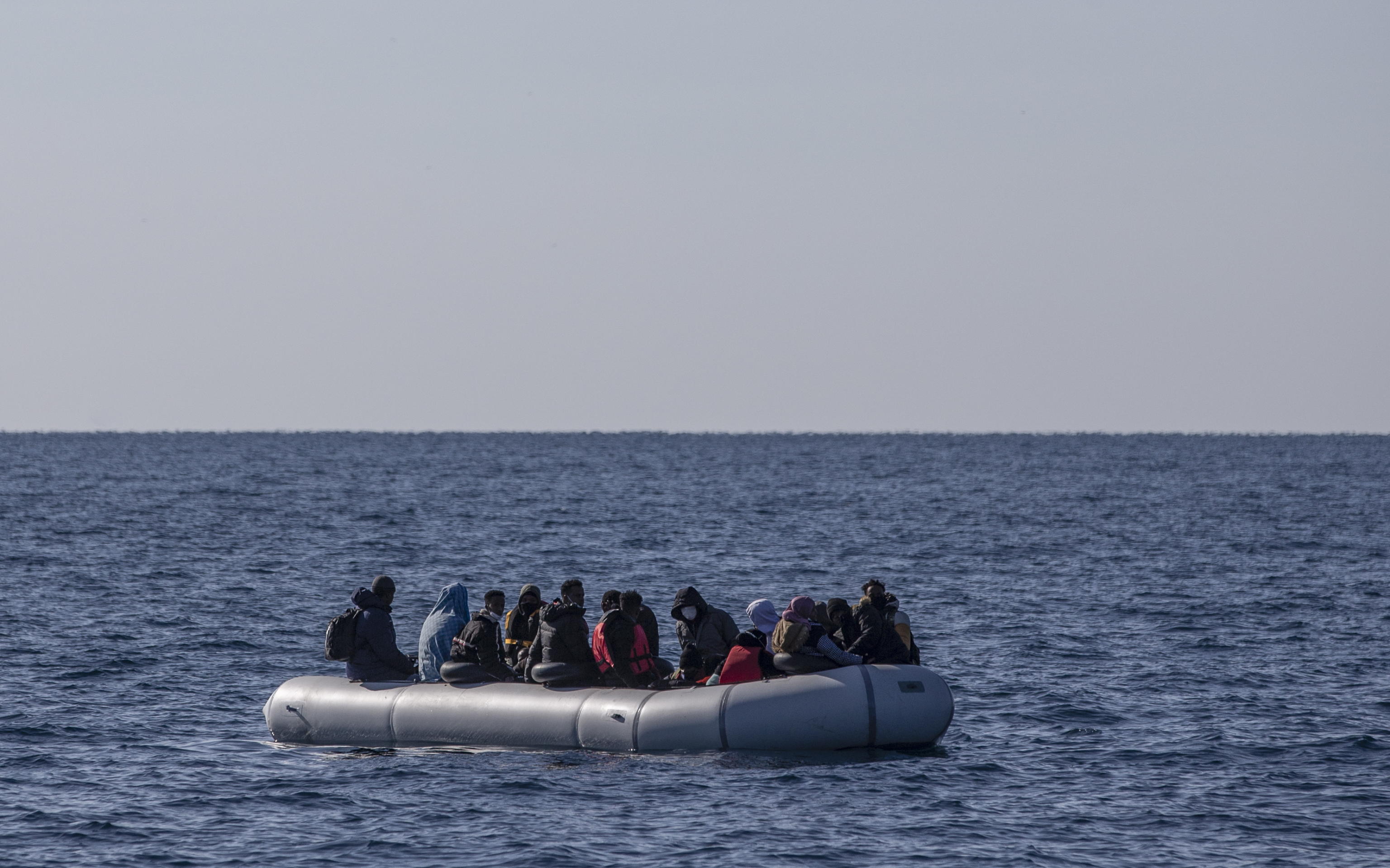 Ελλάδα, αυξάνονται τα ναυάγια μεταναστών που ονειρεύονται την Ευρώπη: 27 θάνατοι σε λίγες ώρες