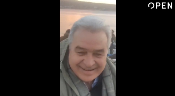 La sceneggiata dell’ex magistrato Giorgianni, attraversa lo Stretto senza Green pass per protesta – Il video
