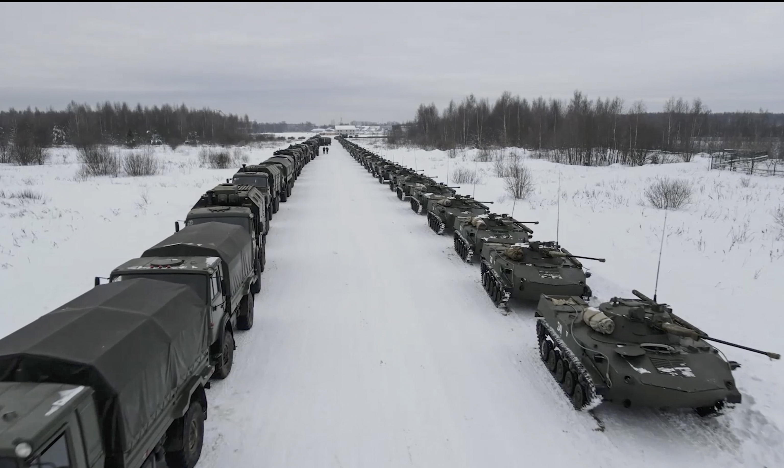 Crisi Ucraina Russia, l’ultimo tentativo della Nato di evitare lo scontro: «Entro fine settimana una proposta a Mosca»