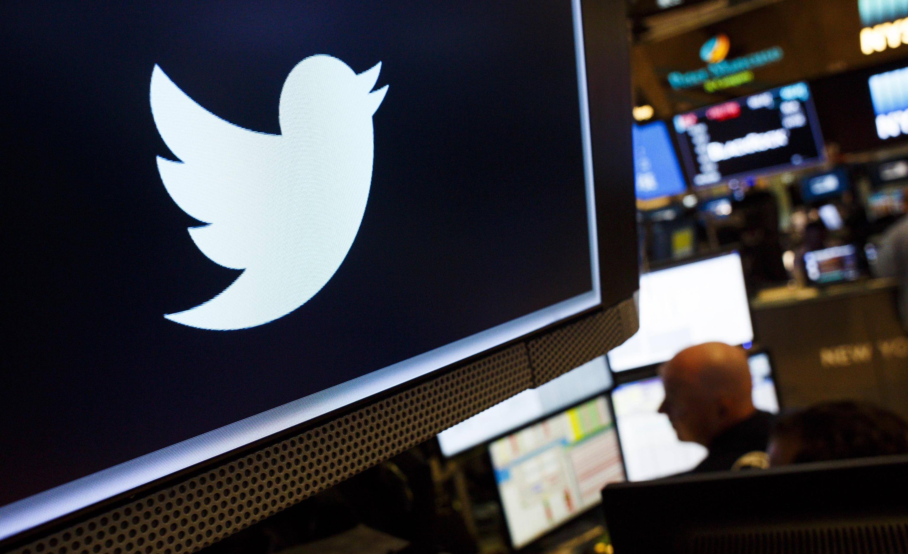 Twitter limita account propaganda russa