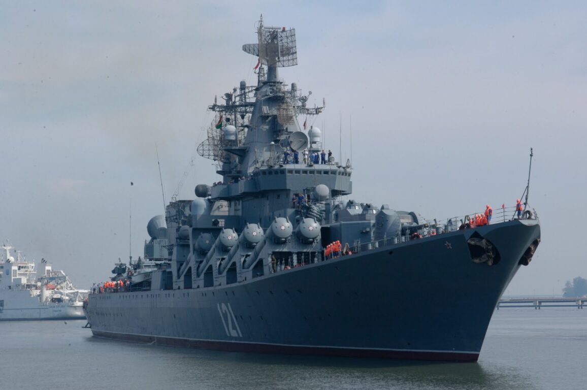 La nave militare russa Moskva colpita e danneggiata dai missili ucraini:  «Abbandonato dai soldati, ora rischio rappresaglie» - Open