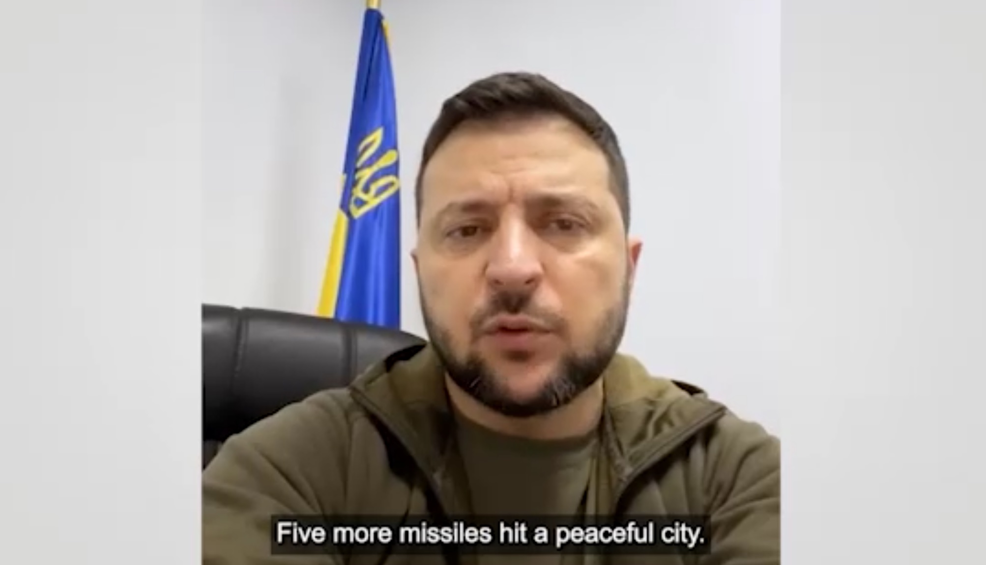 Zelensky, la rabbia per i morti di Odessa: «La Russia è terrorista e non se ne vergogna: per gli assassini è solo questione di tempo» – Il video