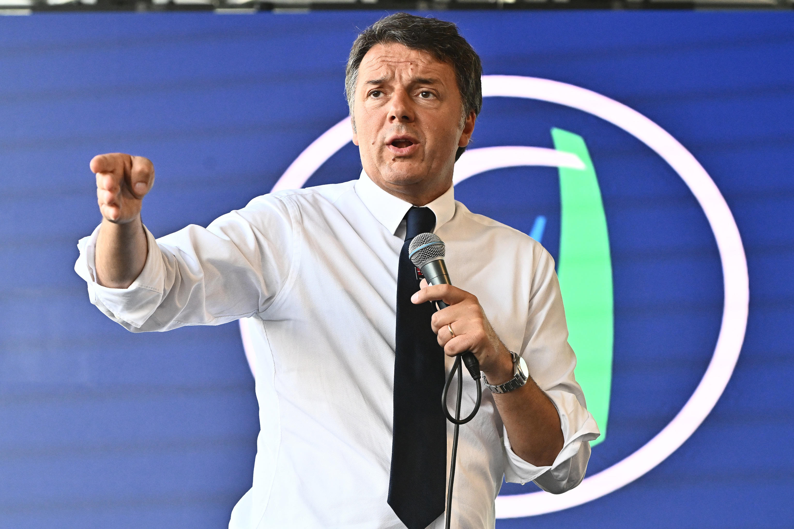 Il mea culpa di Renzi: «Arrivare a Chigi con un passaggio di palazzo fu un errore»
