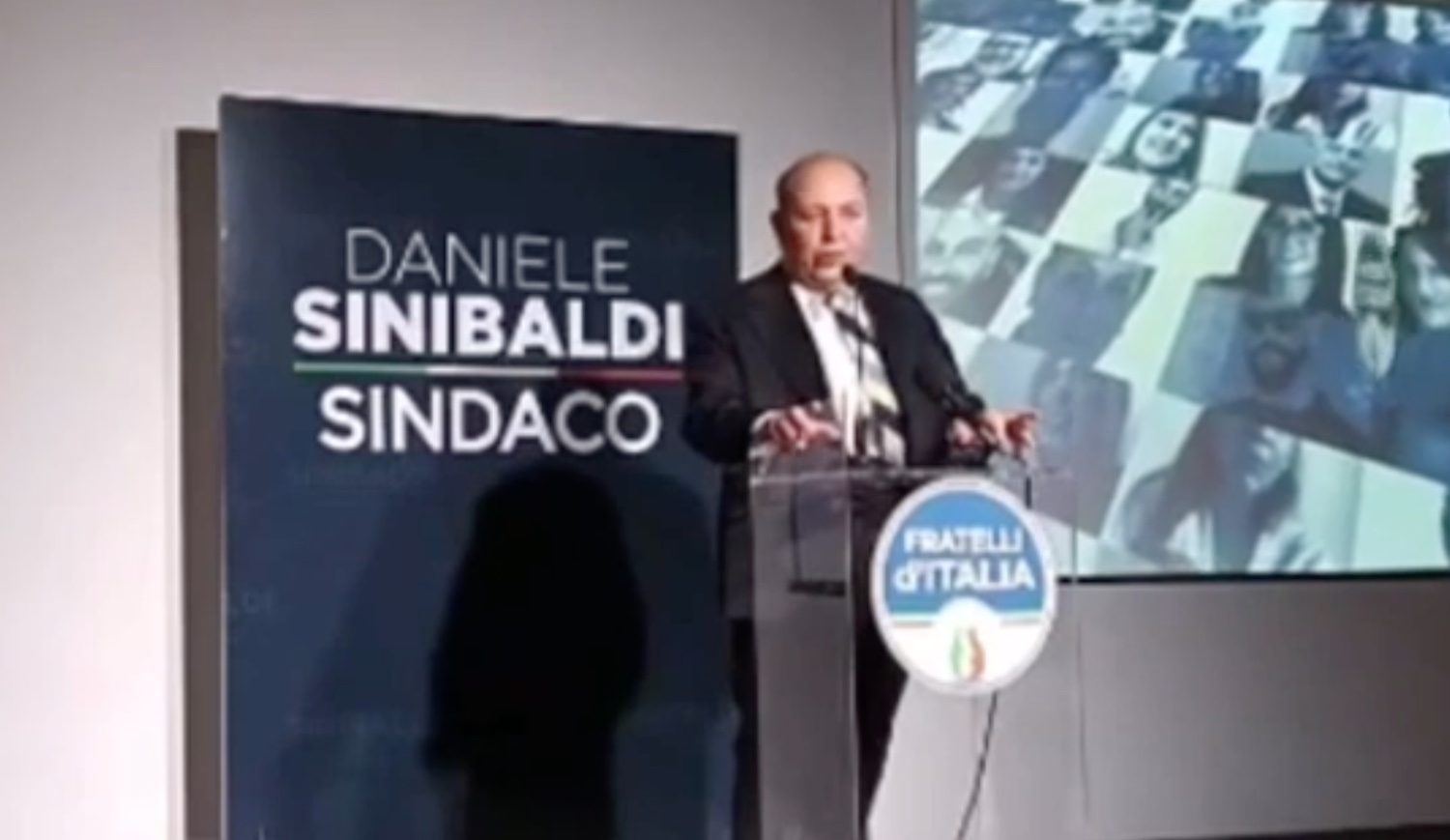 Il sindaco di Rieti contro i sospetti da Fratelli d’Italia: «Boia chi molla? Ma quale fascismo: è un invito ai giovani a non mollare» – Il video