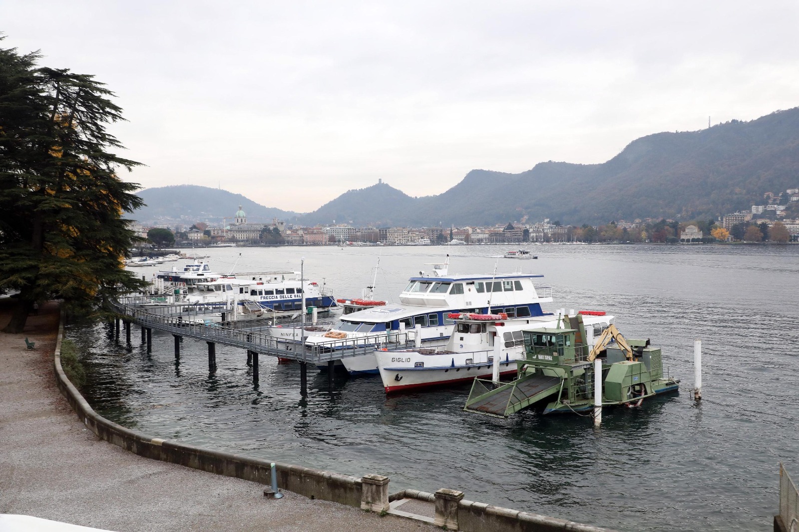 ragazzo 17enne muore dopo essersi tuffato nel lago di Como