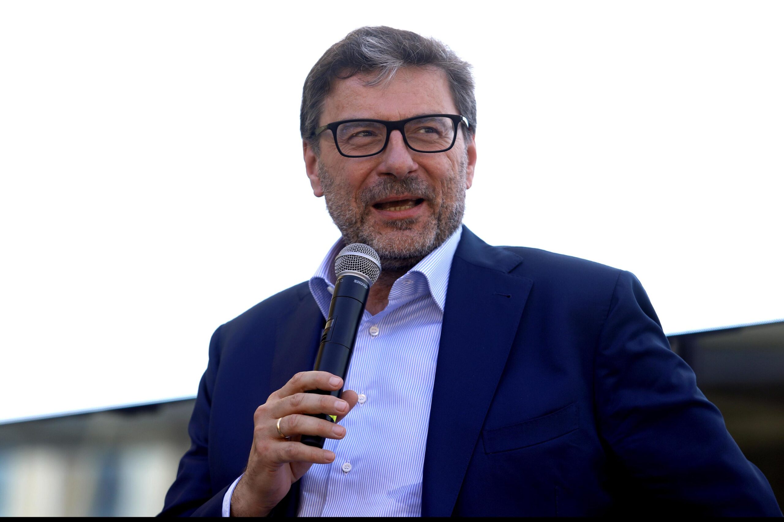 XXVII Edizione Premio Compasso d'Oro - Il Ministro dello Sviluppo Economico Giancarlo Giorgetti alla cerimonia di premiazione all'ADI Design Museum a Milano, 20 giugno 2022.ANSA/MOURAD BALTI TOUATI