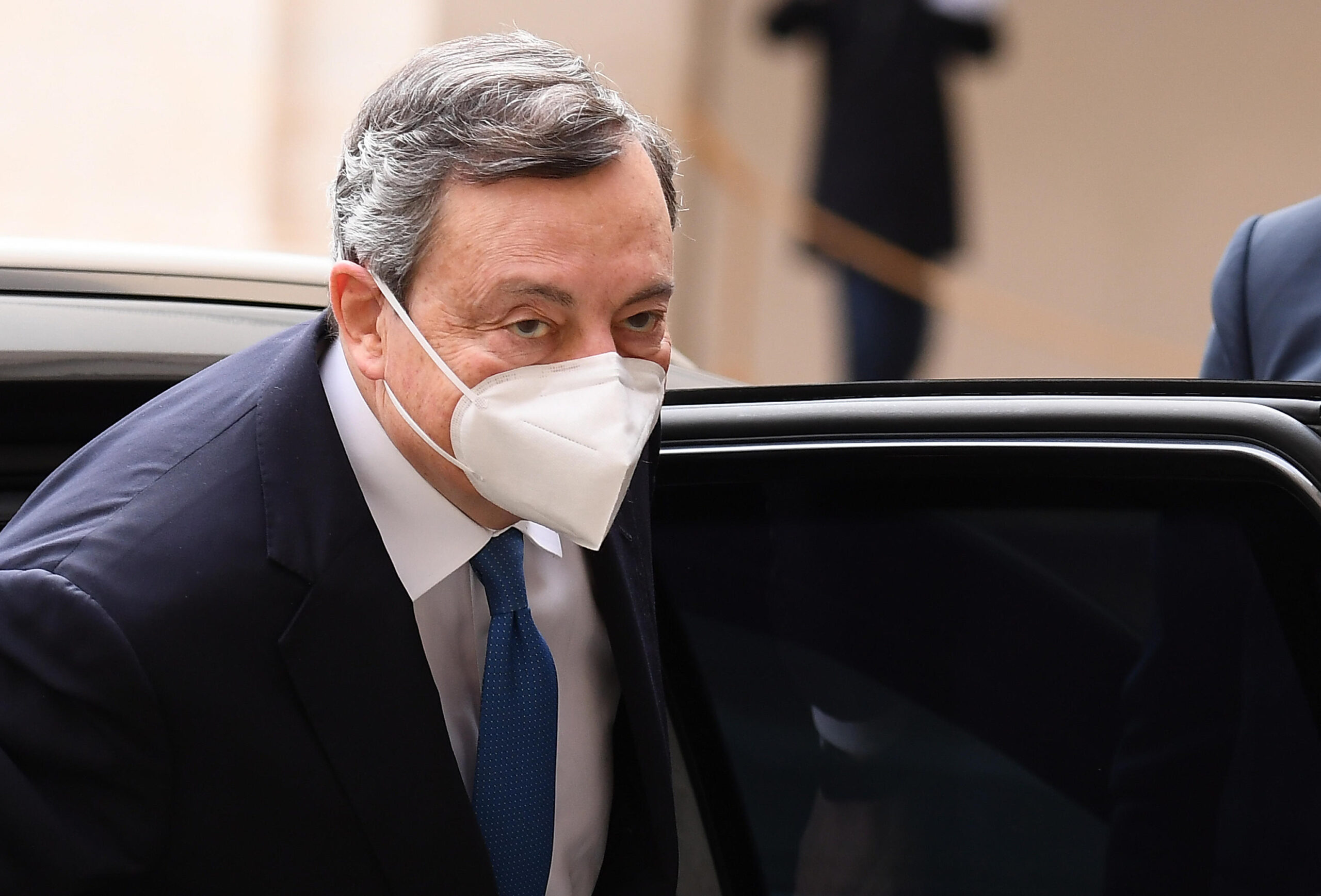 Former President of the European Central Bank Mario Draghi arrives for a meeting with Italian President Sergio Mattarella at the Quirinale Palace for consultations to form new government following the resignation of Prime Minister Giuseppe Conte, in Rome, Italy, 03 February 2021. ANSA/ ETTORE FERRARI / POOL
